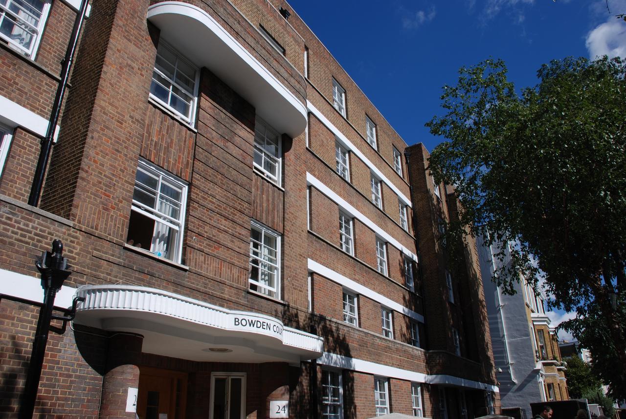 Bowden Court Hostal *