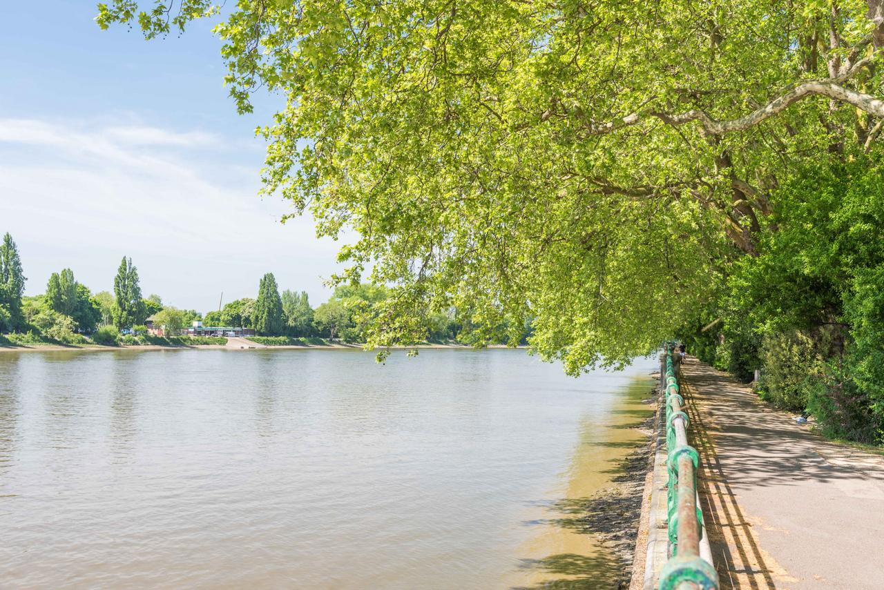 Lavish Nordic Styled Fulham By The Thames Londres
