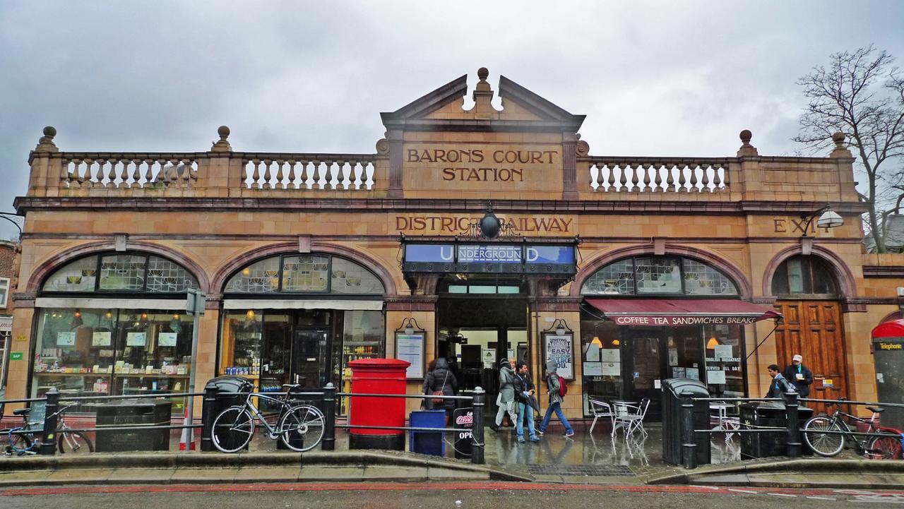 Gorgeous In Kensington Olympia