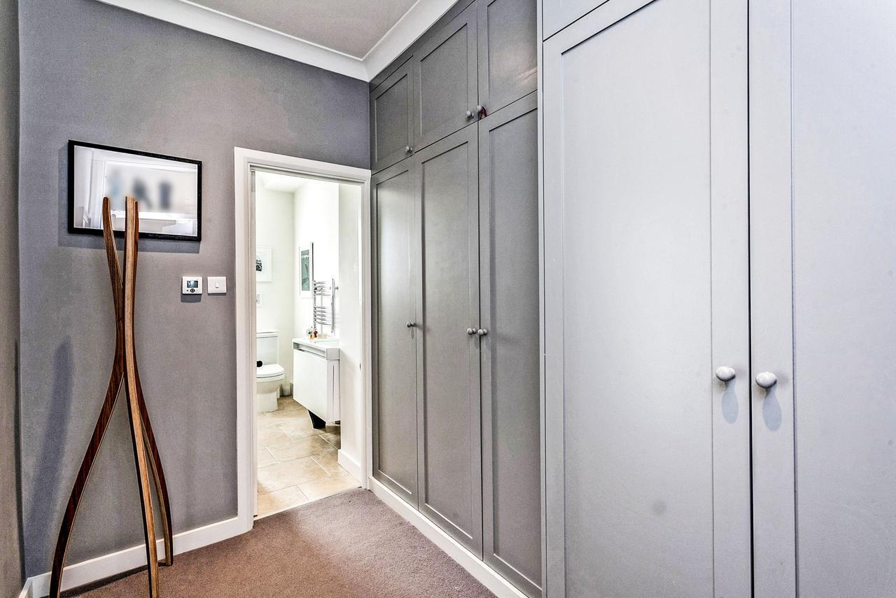 Elegant Shepherds Bush By Kensington Olympia By Underthedoormat Appartement