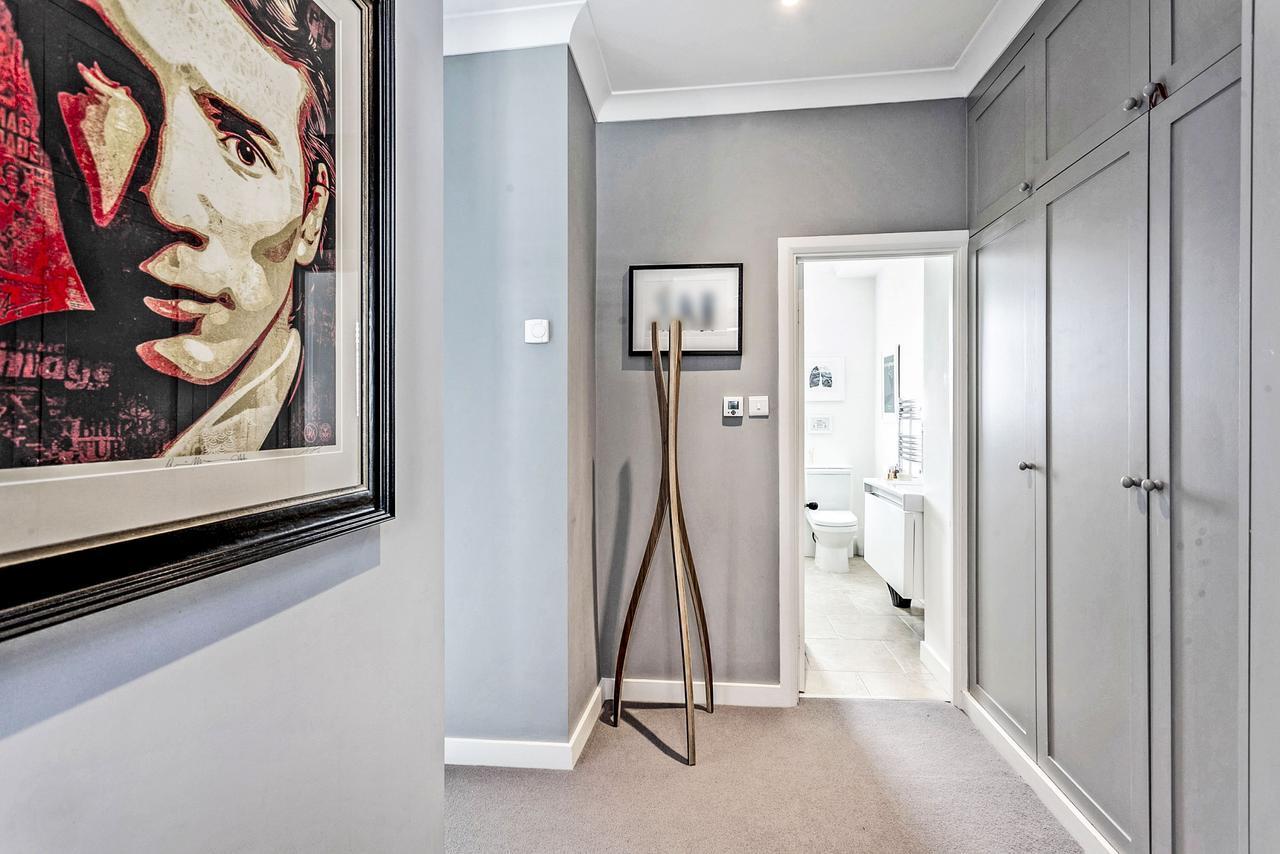 Elegant Shepherds Bush By Kensington Olympia By Underthedoormat * Londres