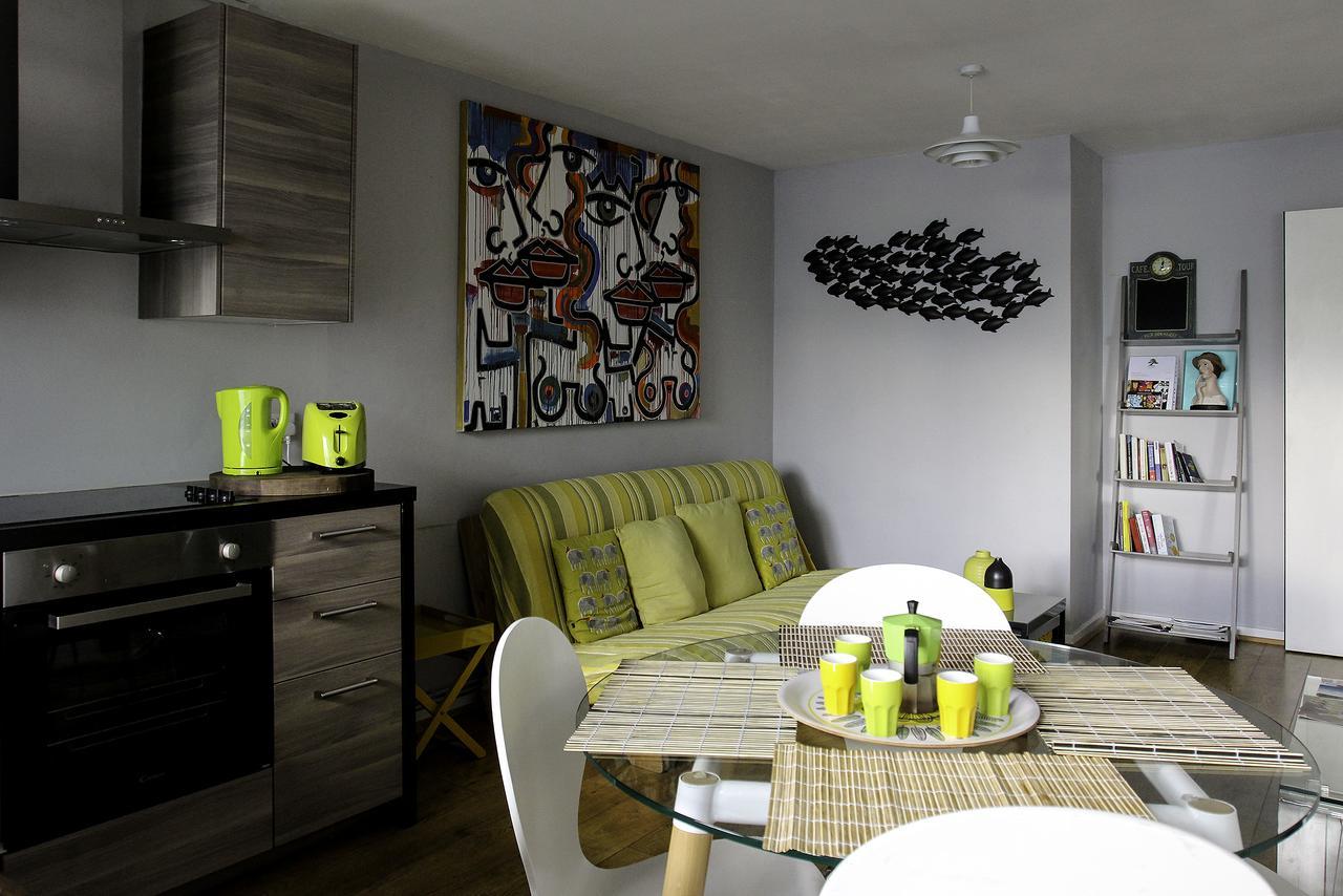 Angel Apartment *