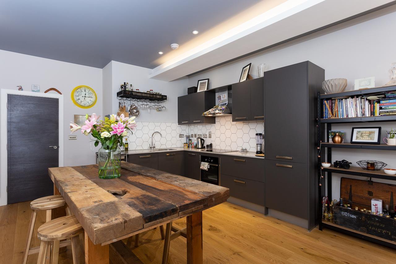 Appartement 1 Bedroom Converted Warehouse In Stoke Newington Londres