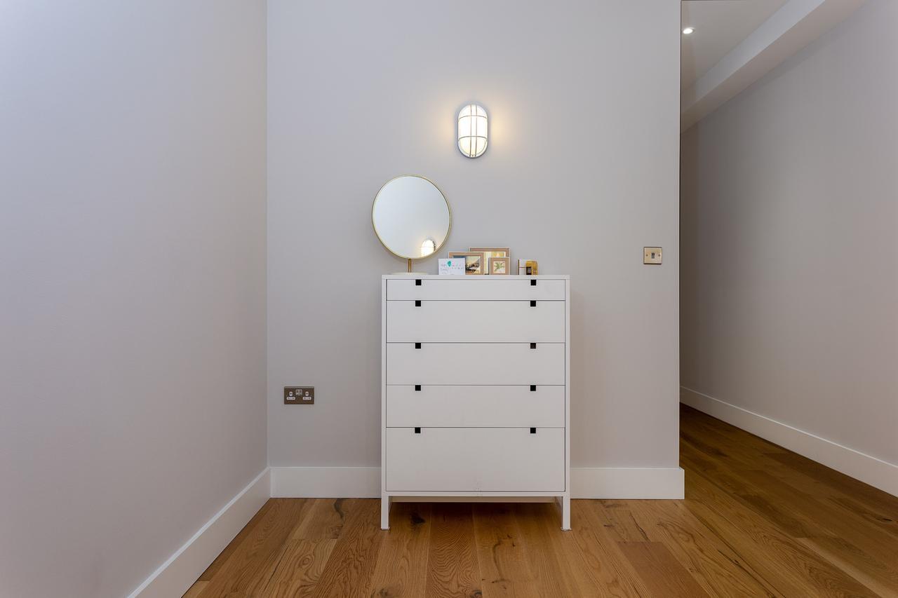 1 Bedroom Converted Warehouse In Stoke Newington * Londres