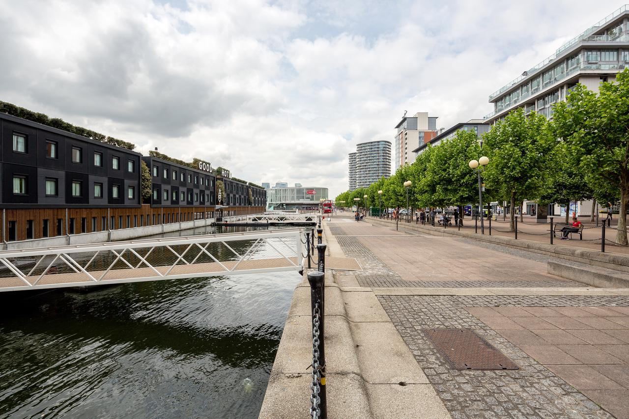 Royal Docks Penthouse *