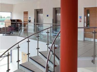 Holiday Express - Newbury Park, An Ihg Londres