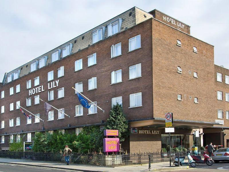 Lily Hotel