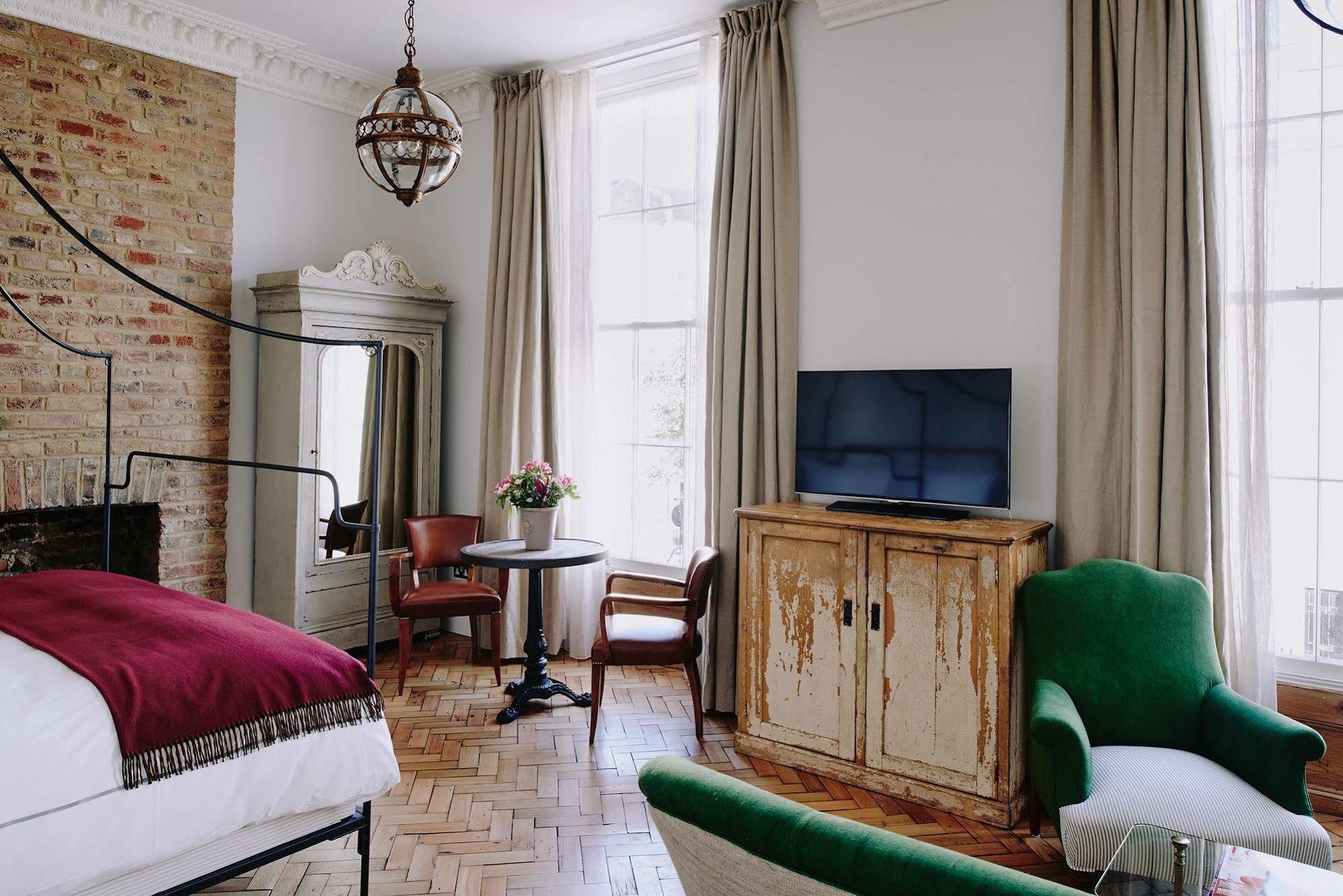 Artist 4* London
