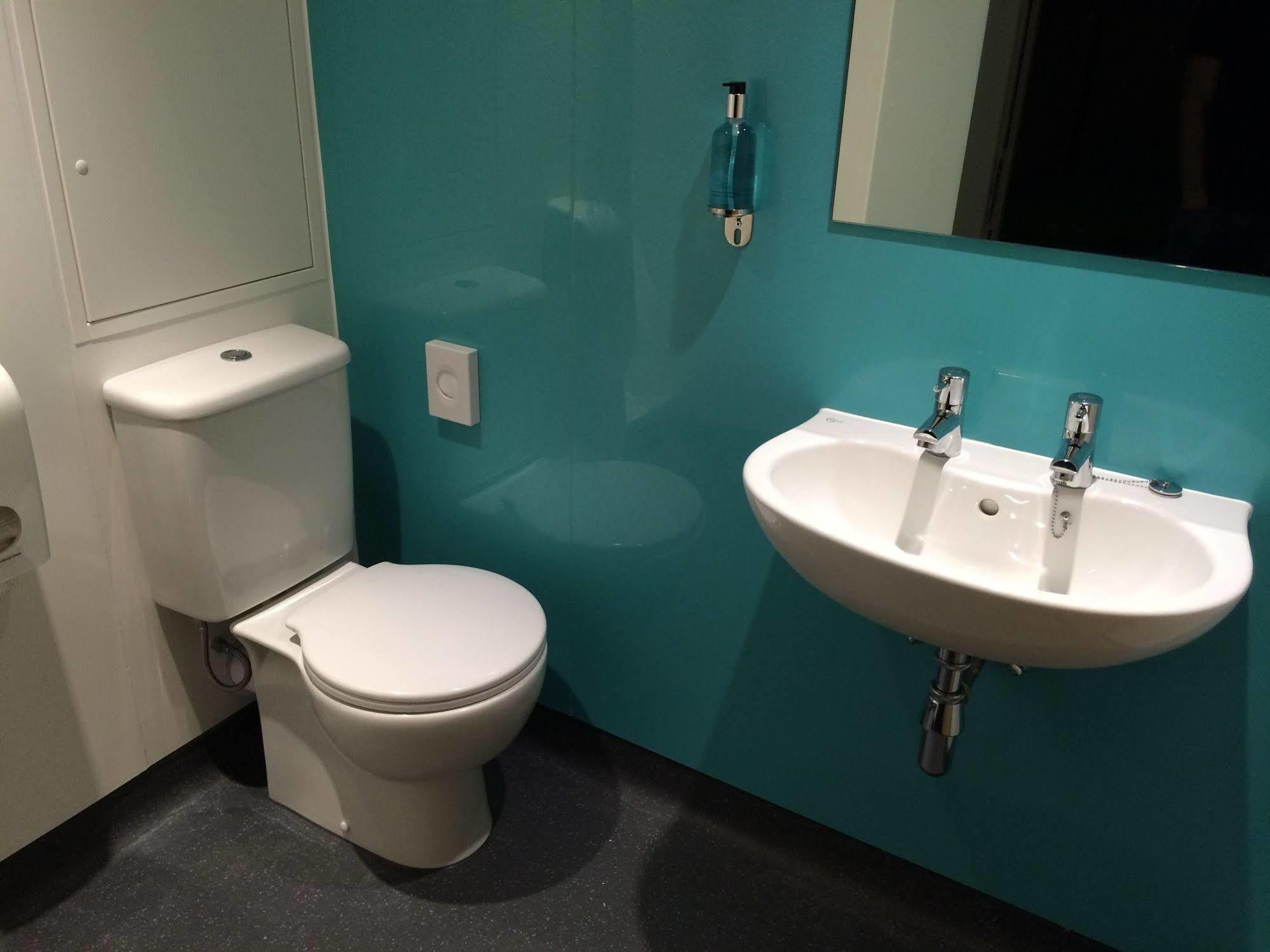 Kabannas St Pancras Hostel *