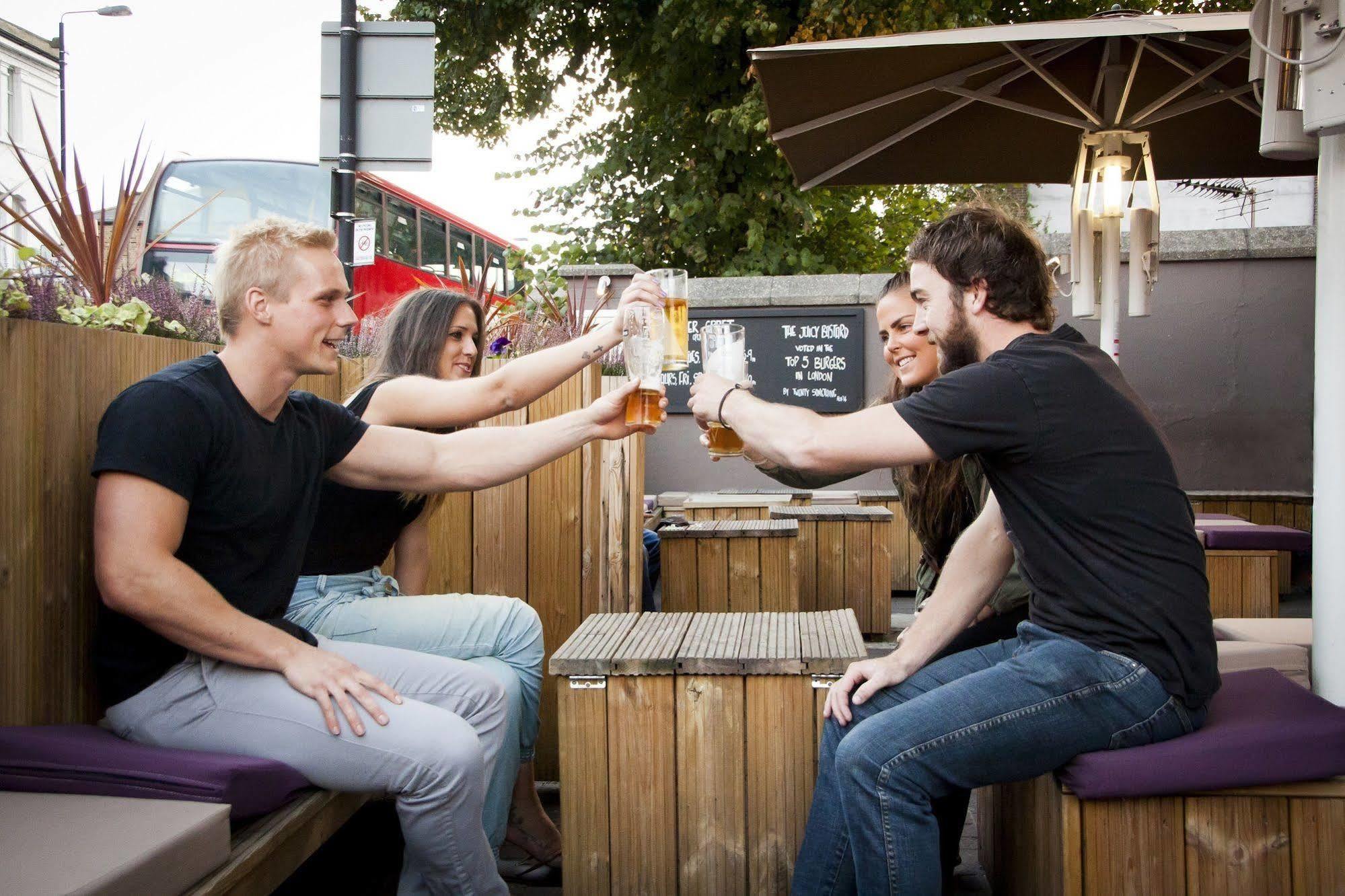 Hostal Publove @ The Steam Engine,waterloo Londres