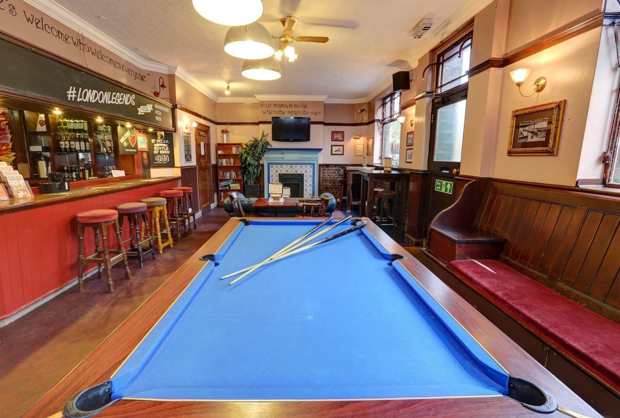 Publove @ The Steam Engine,waterloo * Londres