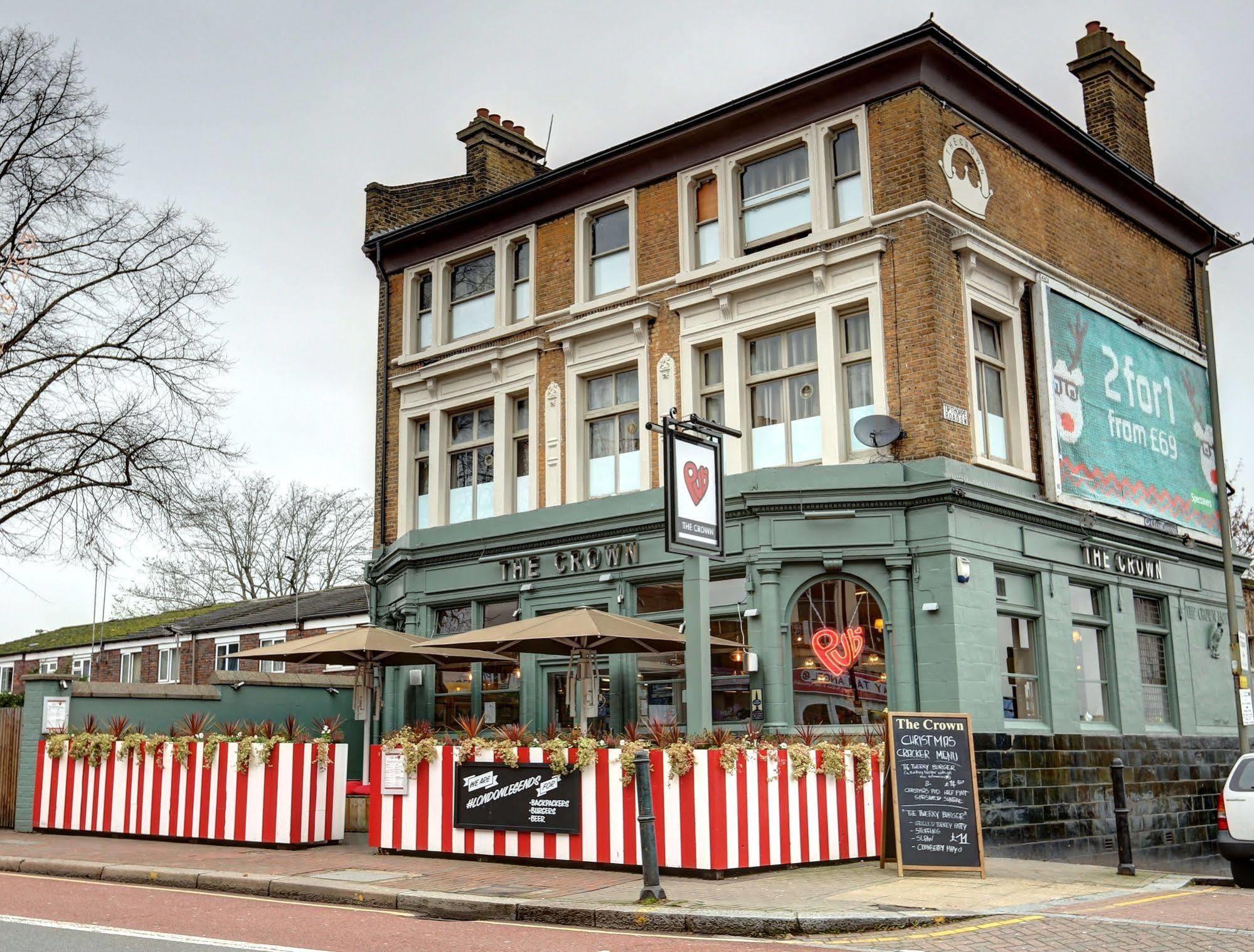 Publove @ The Crown, Battersea Londres