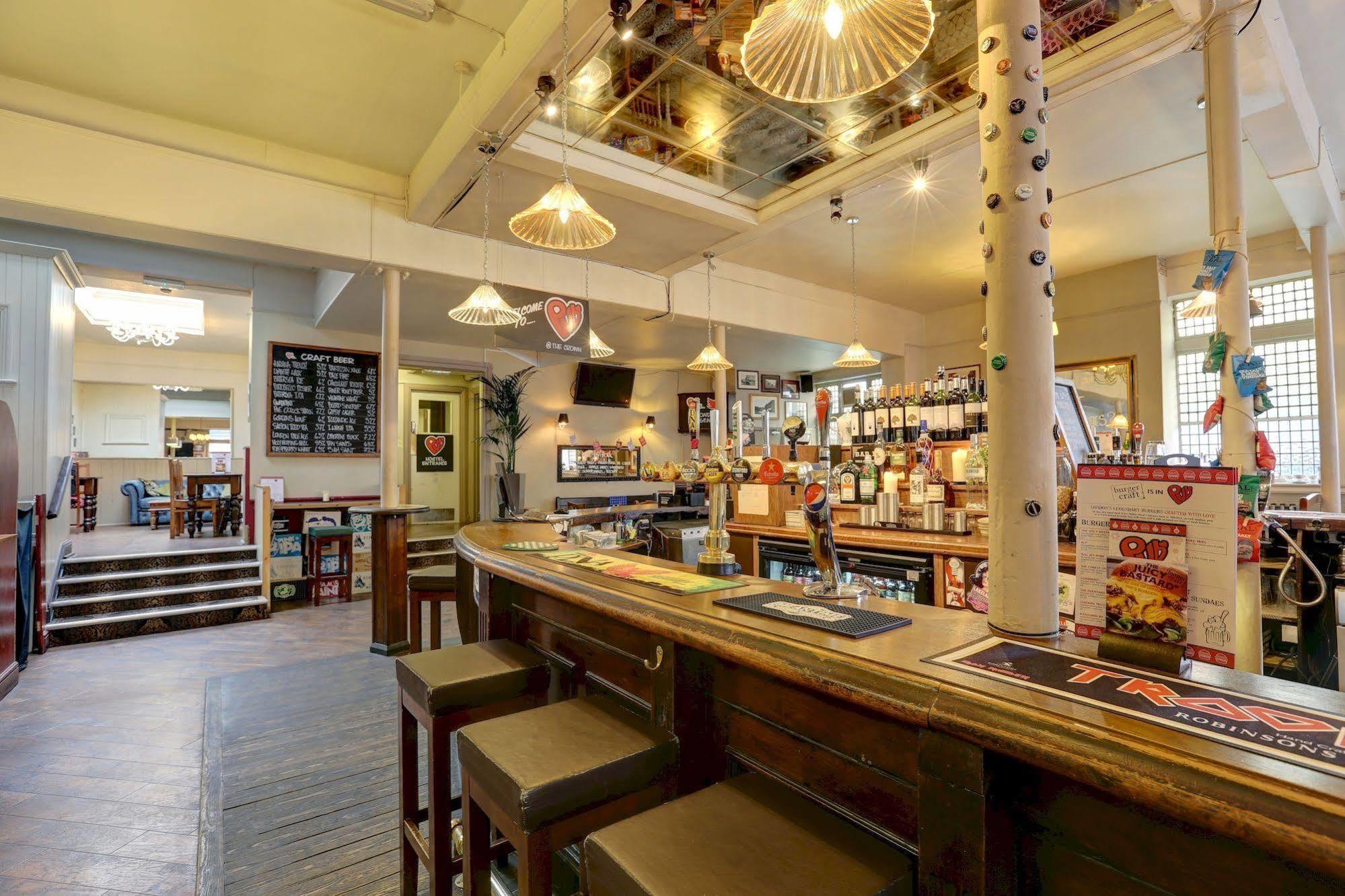 Publove @ The Crown, Battersea * Londres