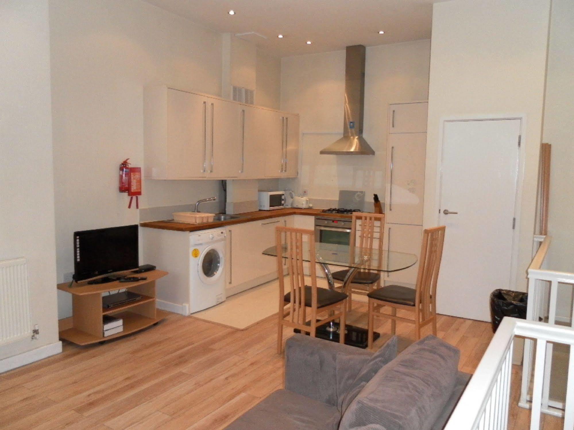 Access Euston Apartment *