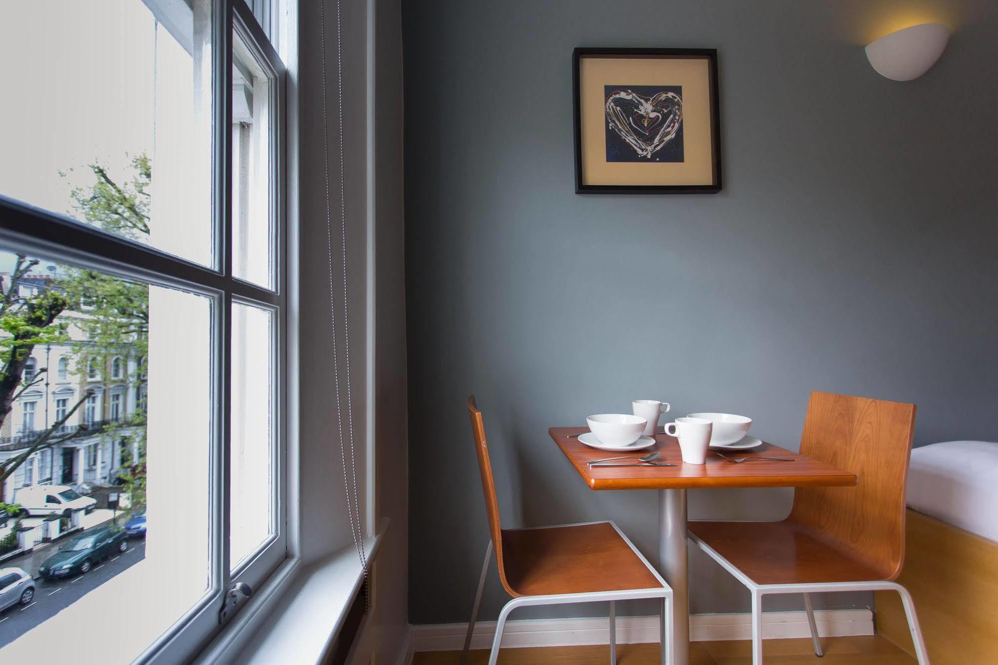 Inverness Terrace Serviced By Concept * Londen