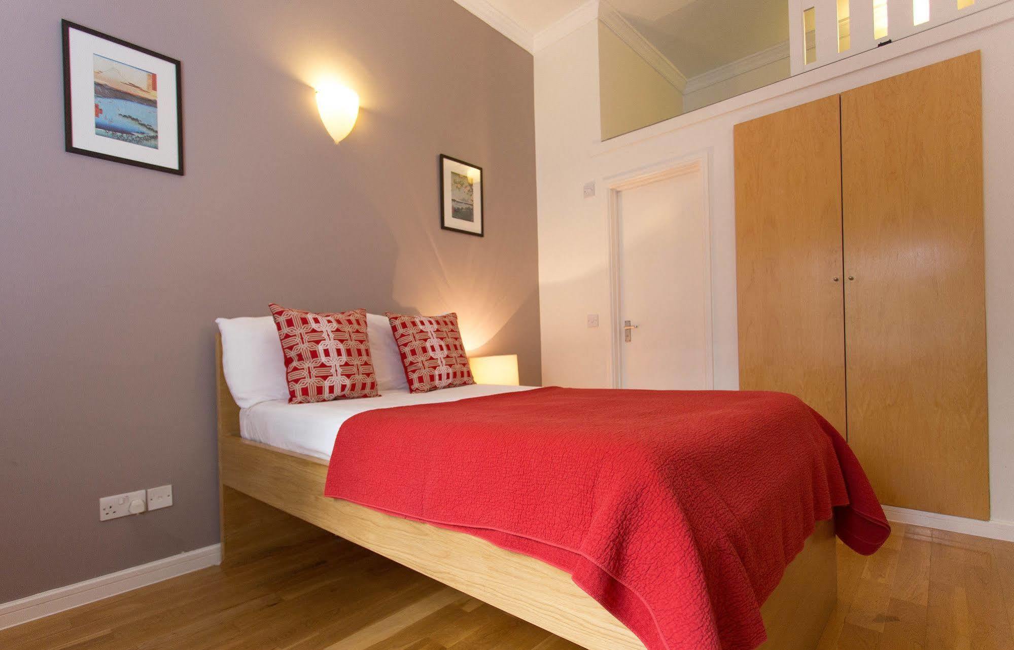 Inverness Terrace Serviced By Concept Appartement Londen