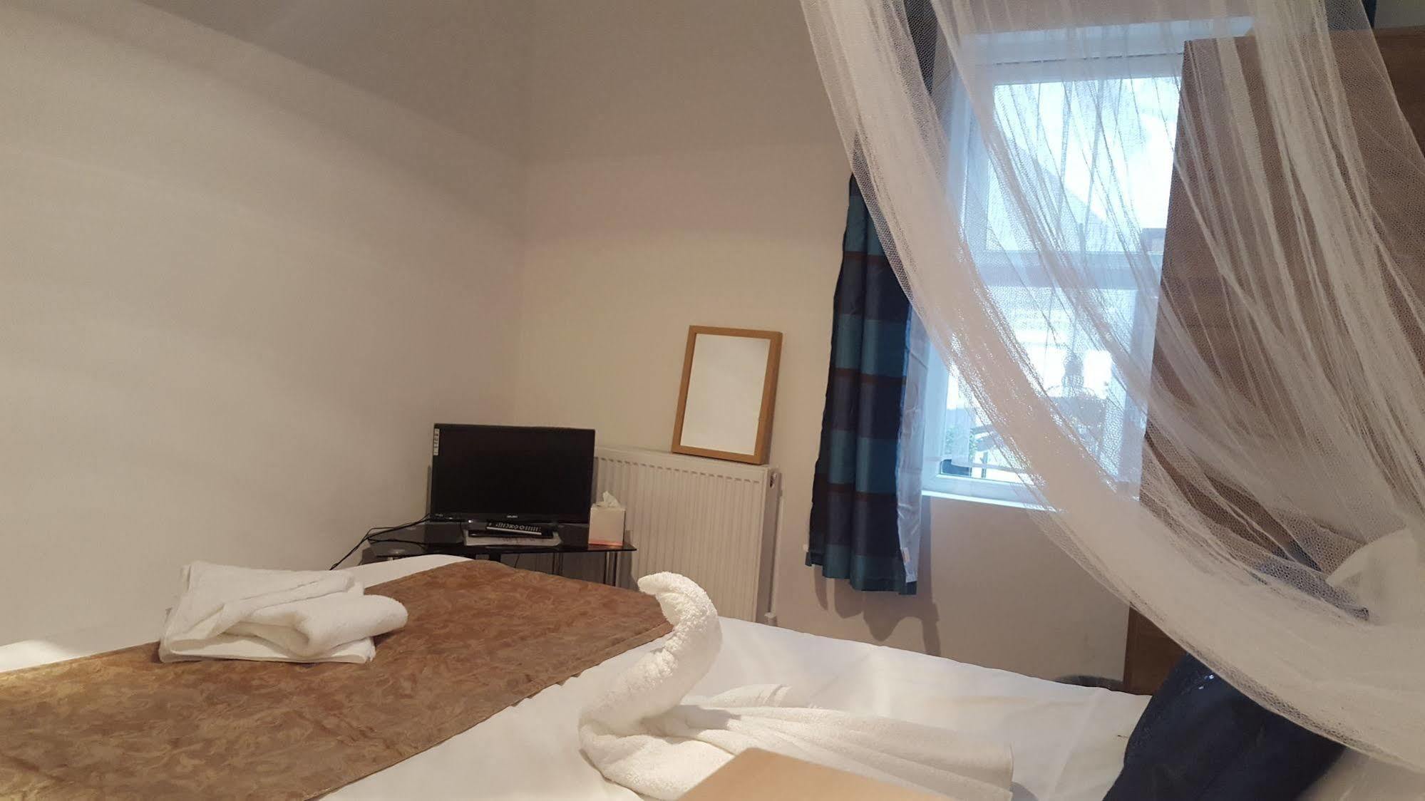 Paradise Accomodation 2* Londen