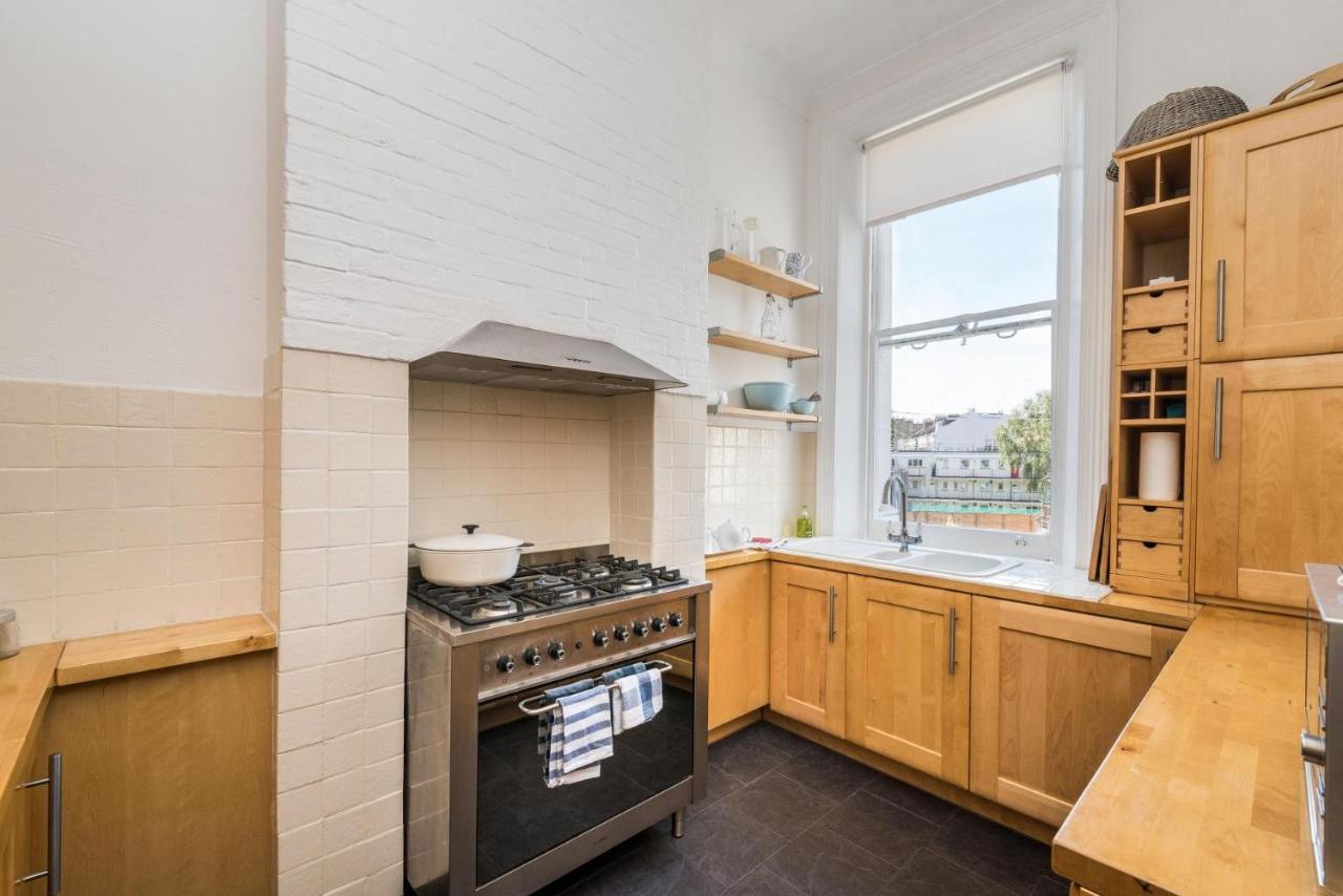 New Luxury 1bd Flat In Heart Of Kensington Olympia Apartamento Londres