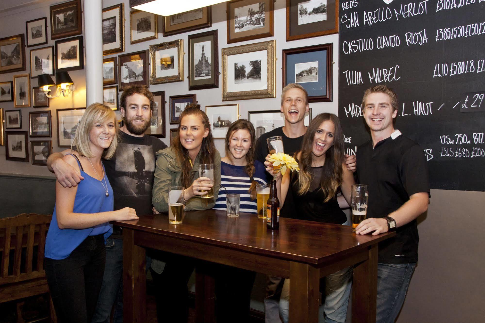 Albergue Publove @ The Man, Paddington *