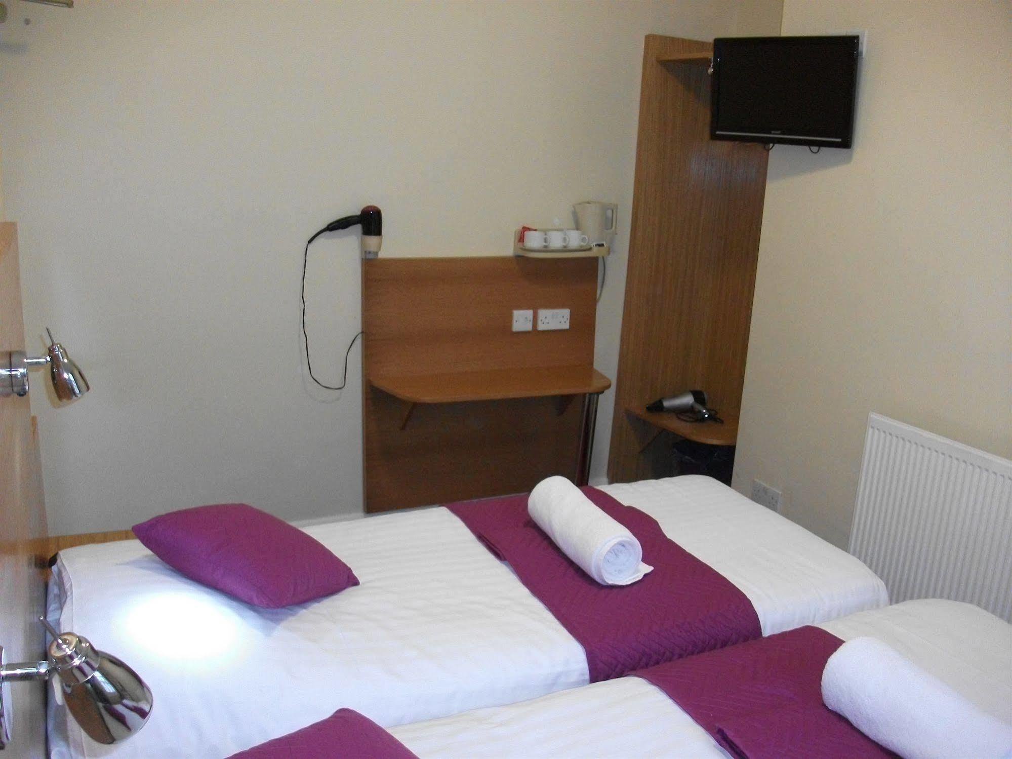 Hotel Oyo Bakers Victoria Londres