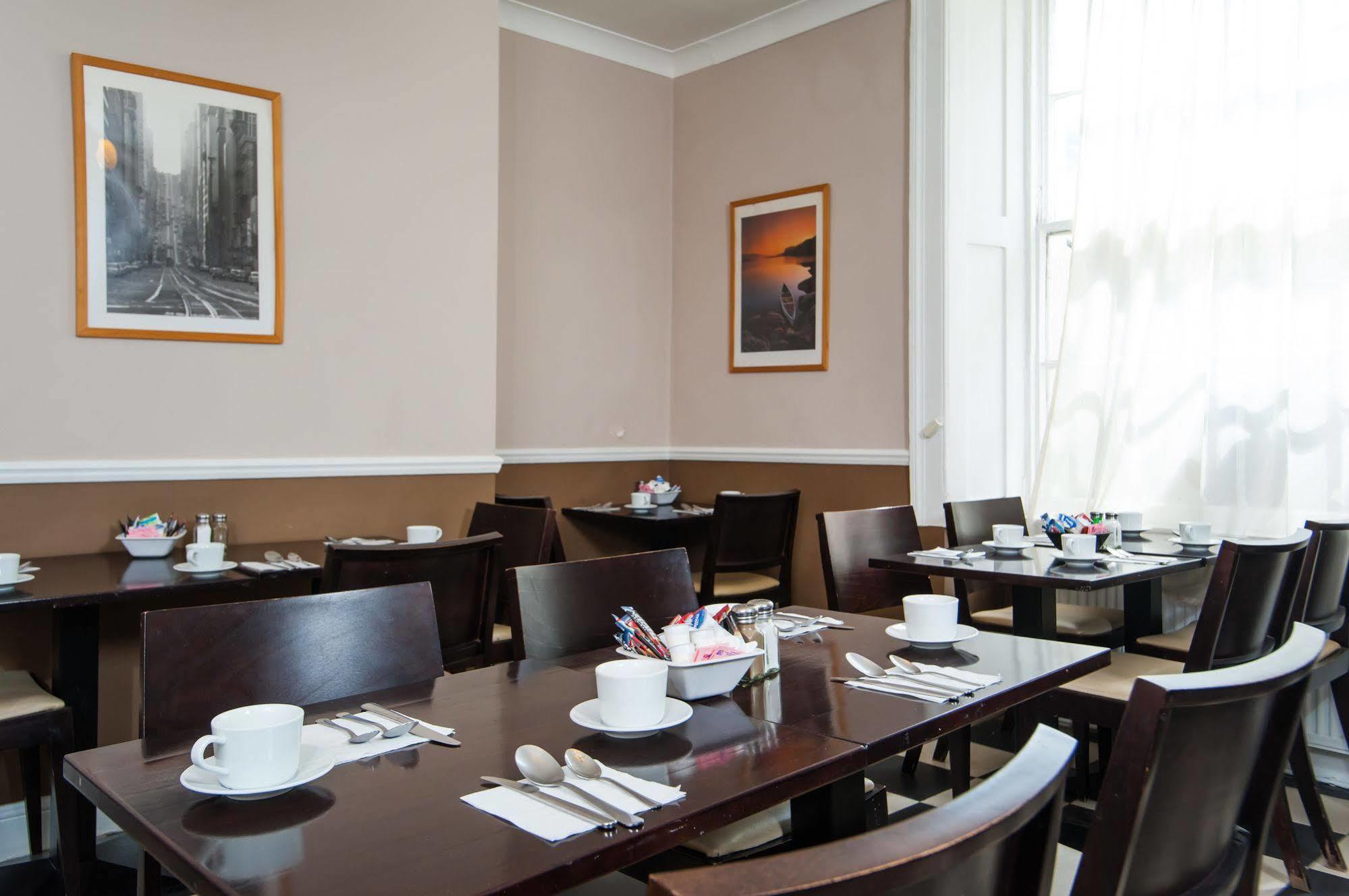 The Crescent Hyde Park Hotel Londres