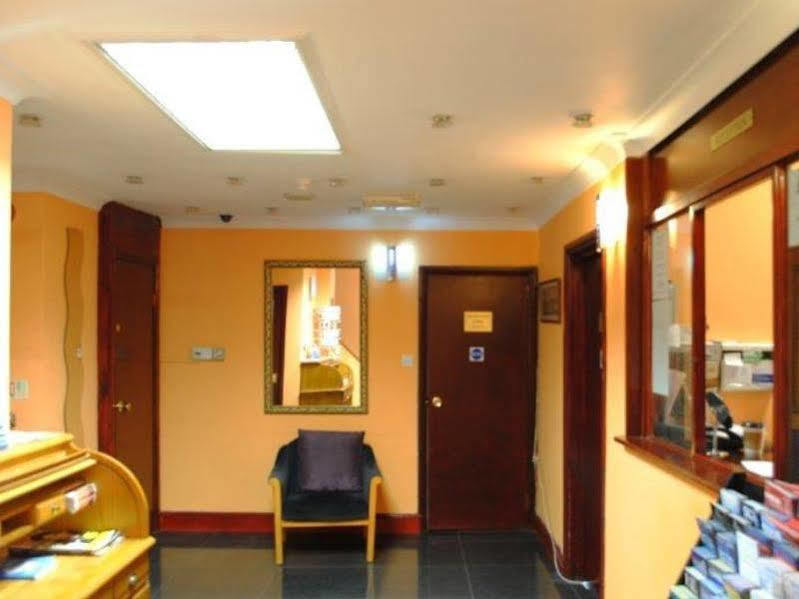 Olympia Hotel