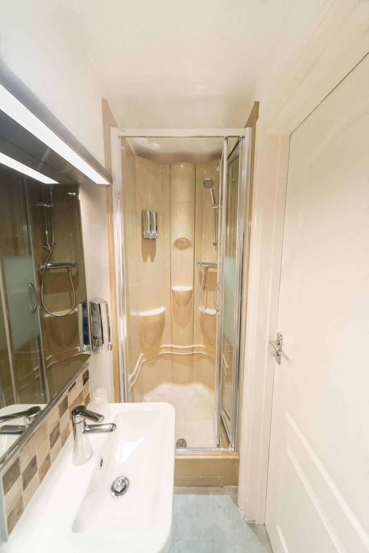 The Melita 4*