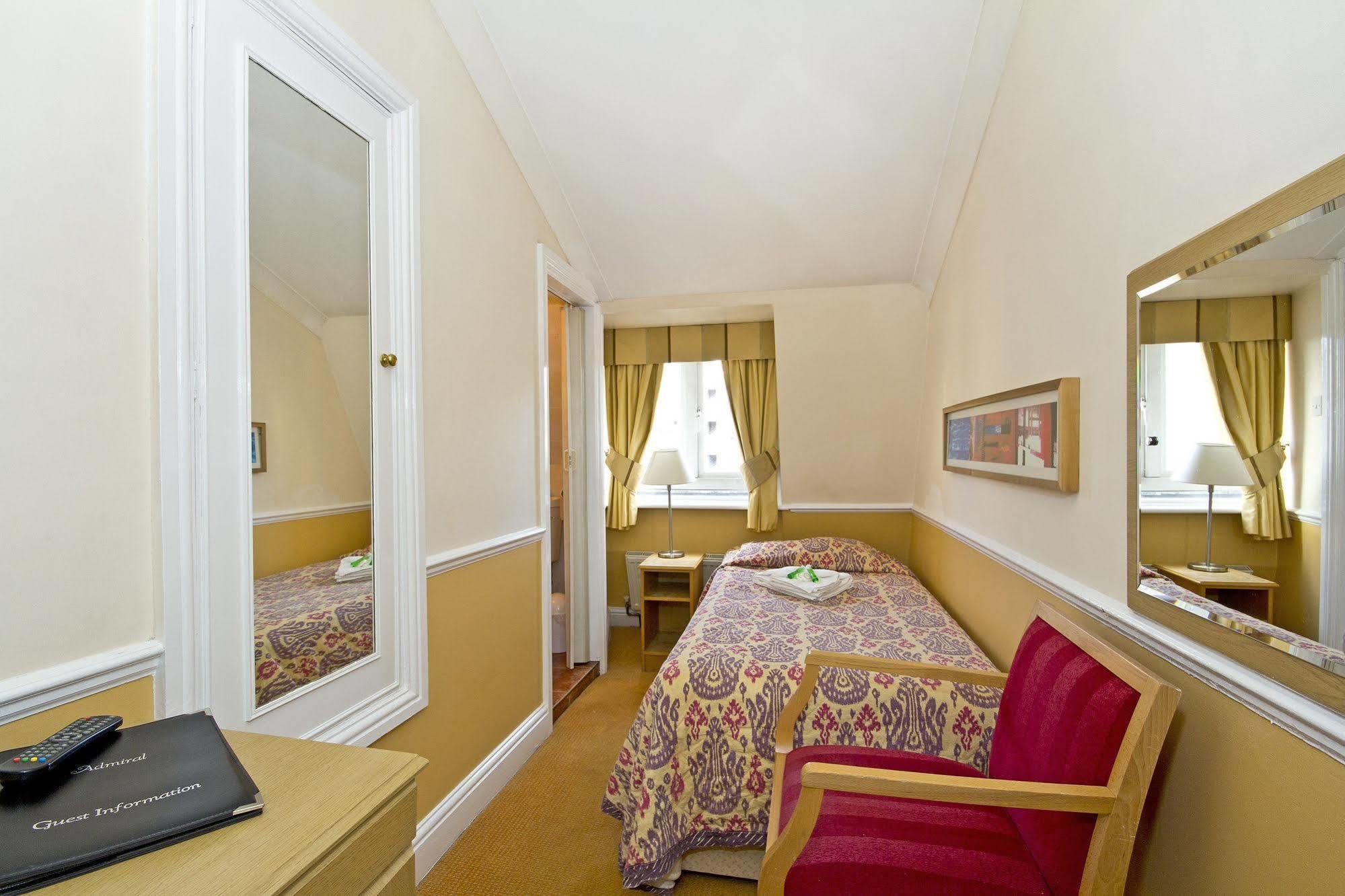 Admiral At Park Avenue Hotel