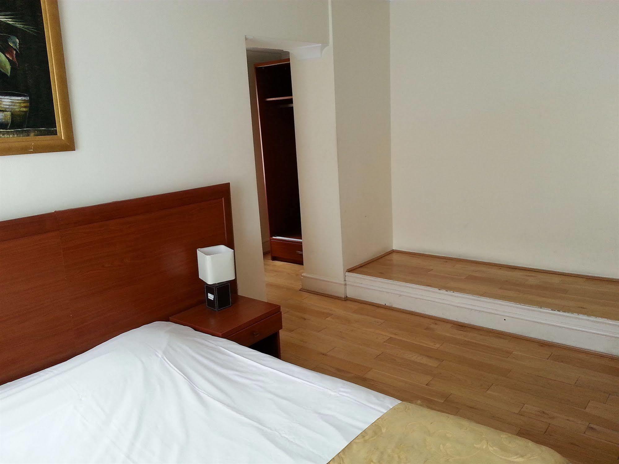 Corner House Hotel