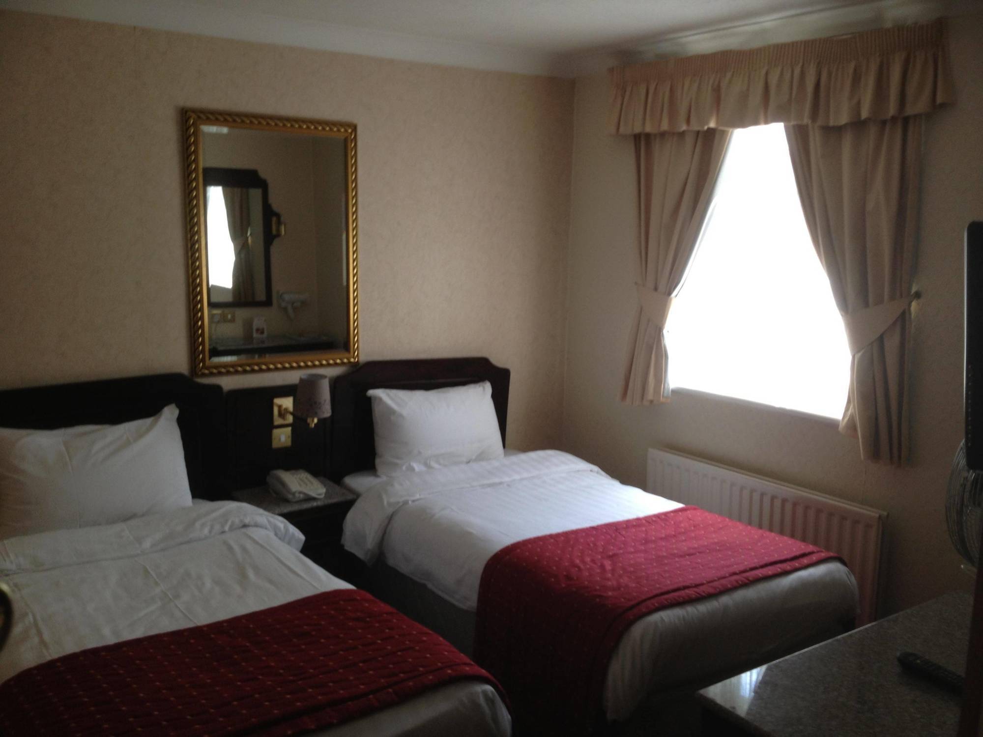 Holiday Villa Hotel 3* Londres
