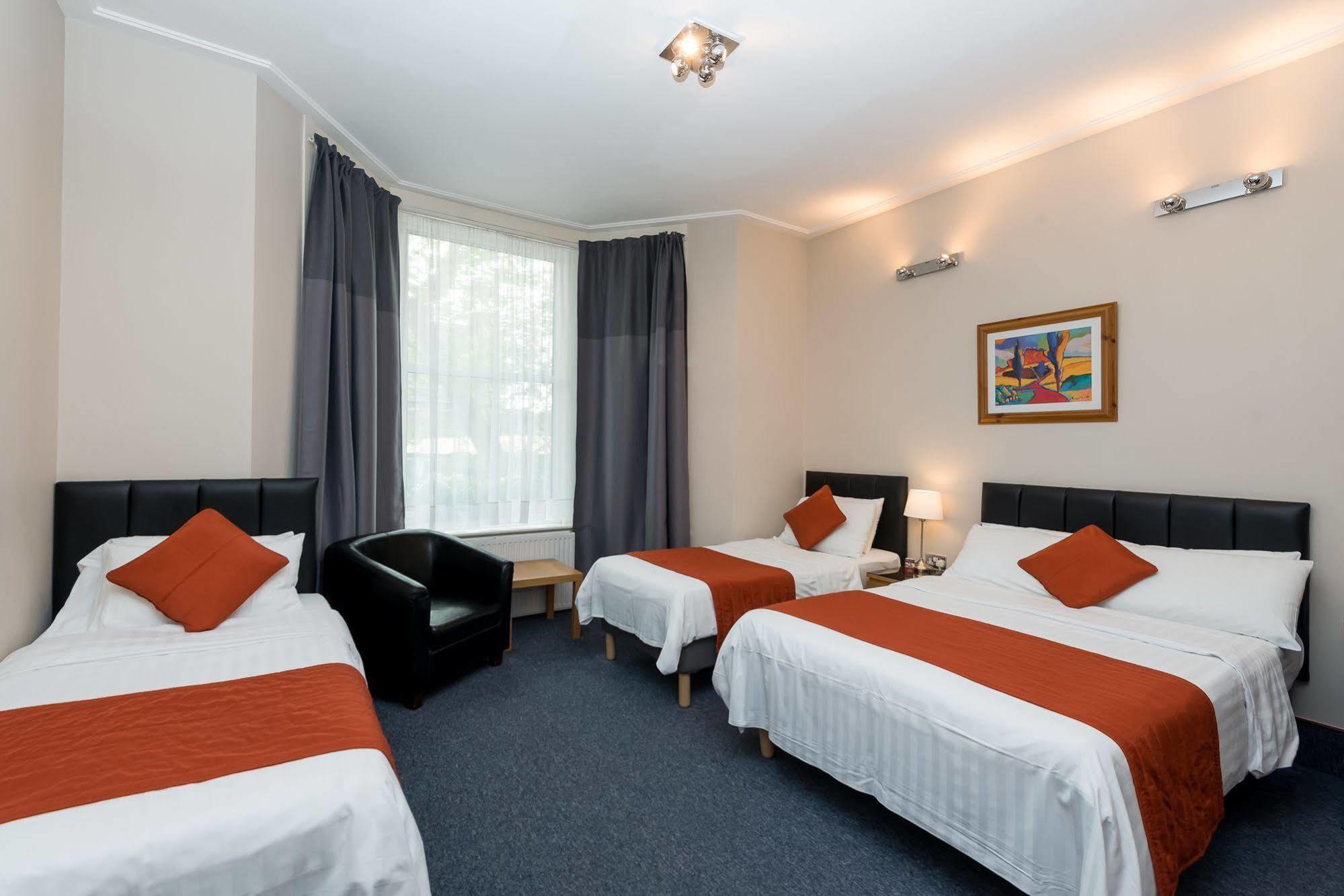 Hotel Adria London
