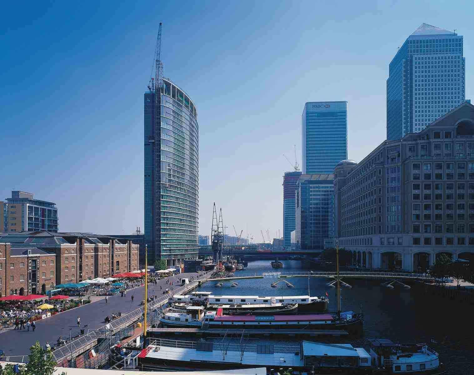 Point A Canary Wharf Hotel 3*