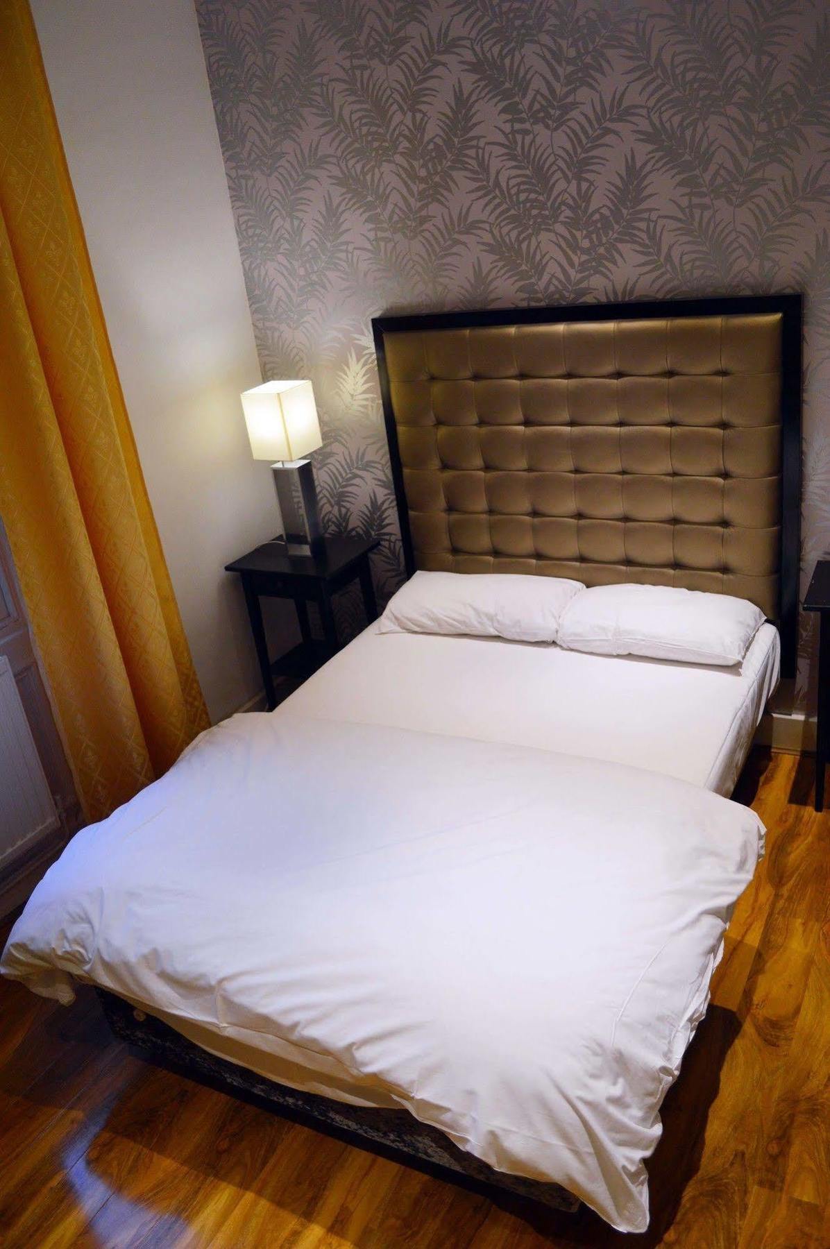 Barkston Earls Court London
