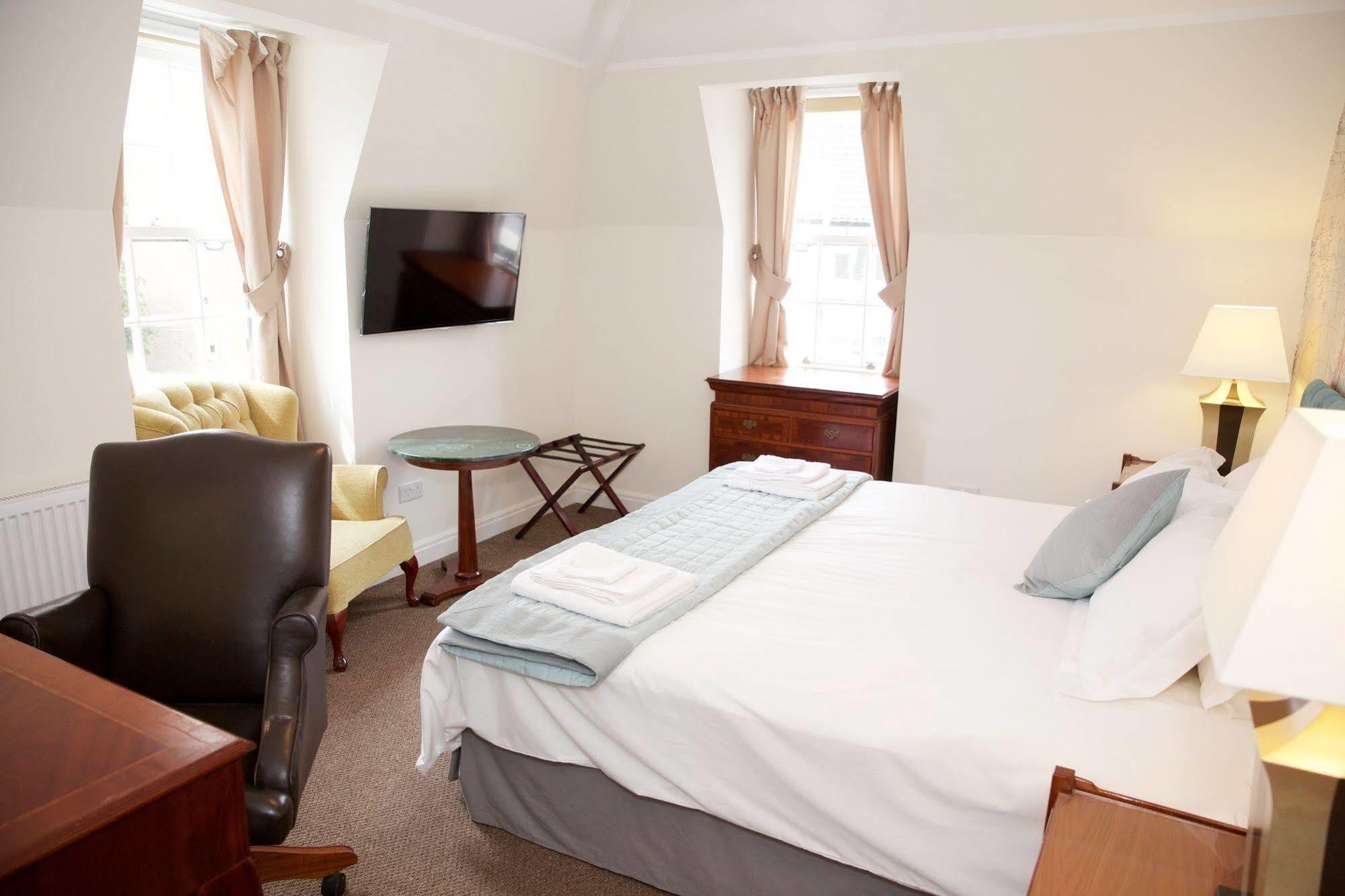 The Captain Cook Inn 3*