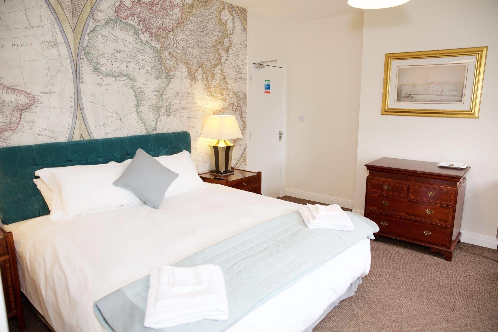 The Captain Cook Inn 3*