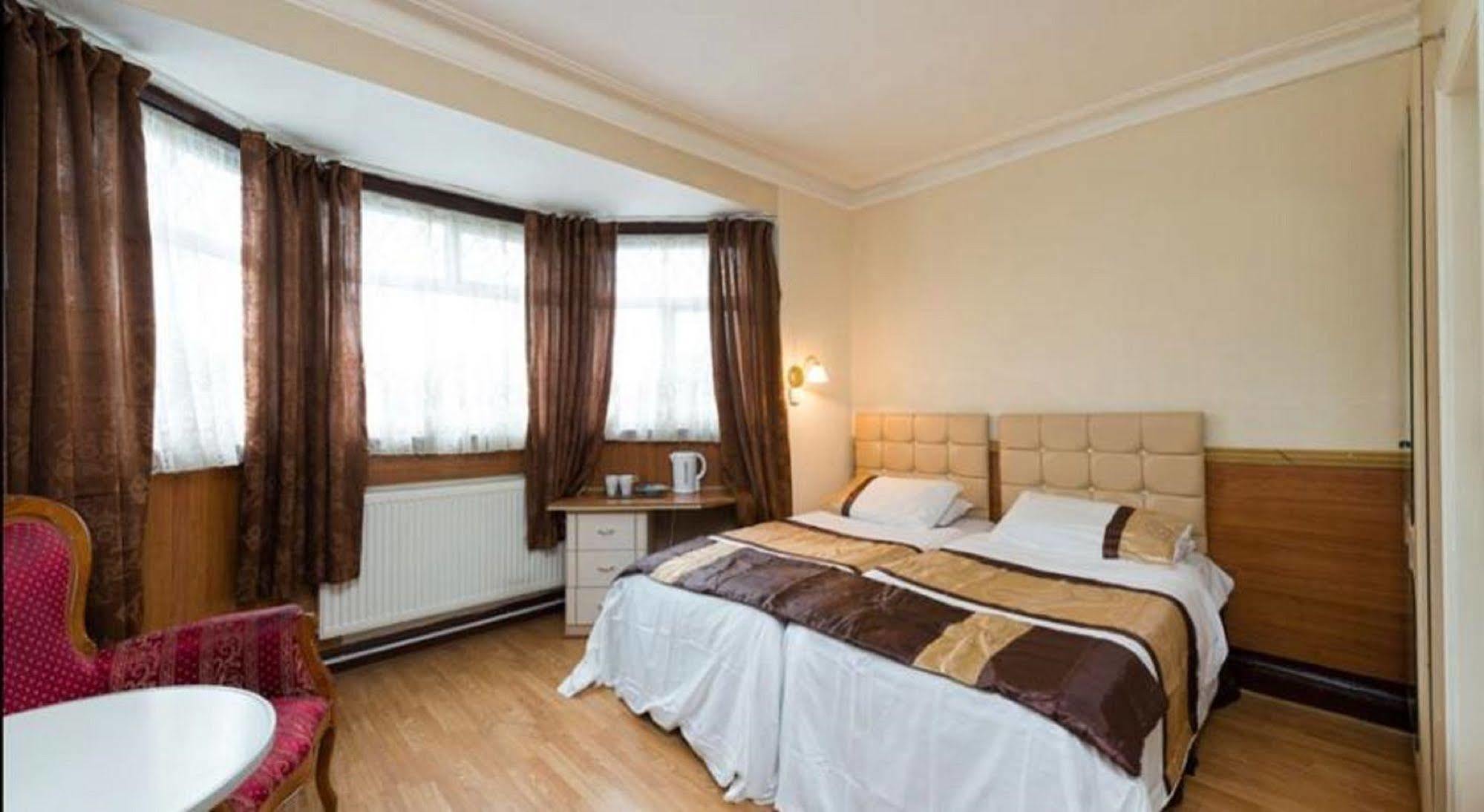 Alojamento de Acomodação e Pequeno-almoço Golders Green 5*