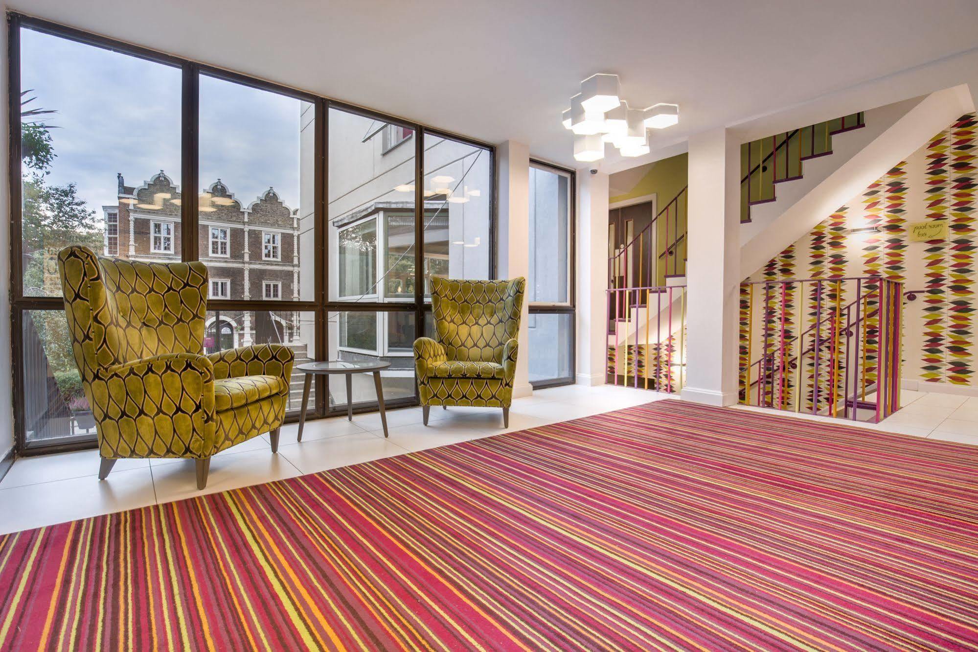 Hotel Yha Holland Park 4*