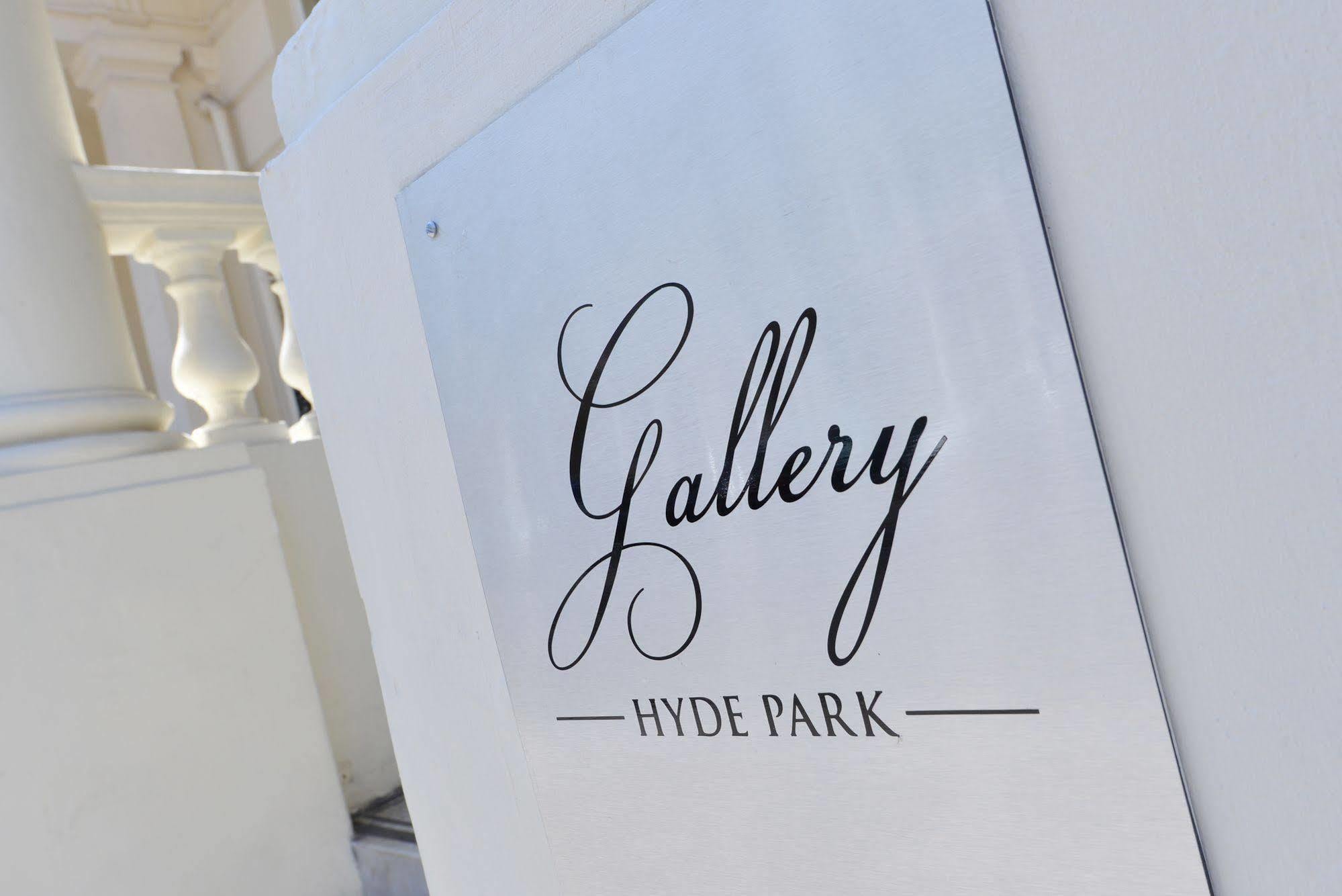 Gallery Hyde Park Hostal *