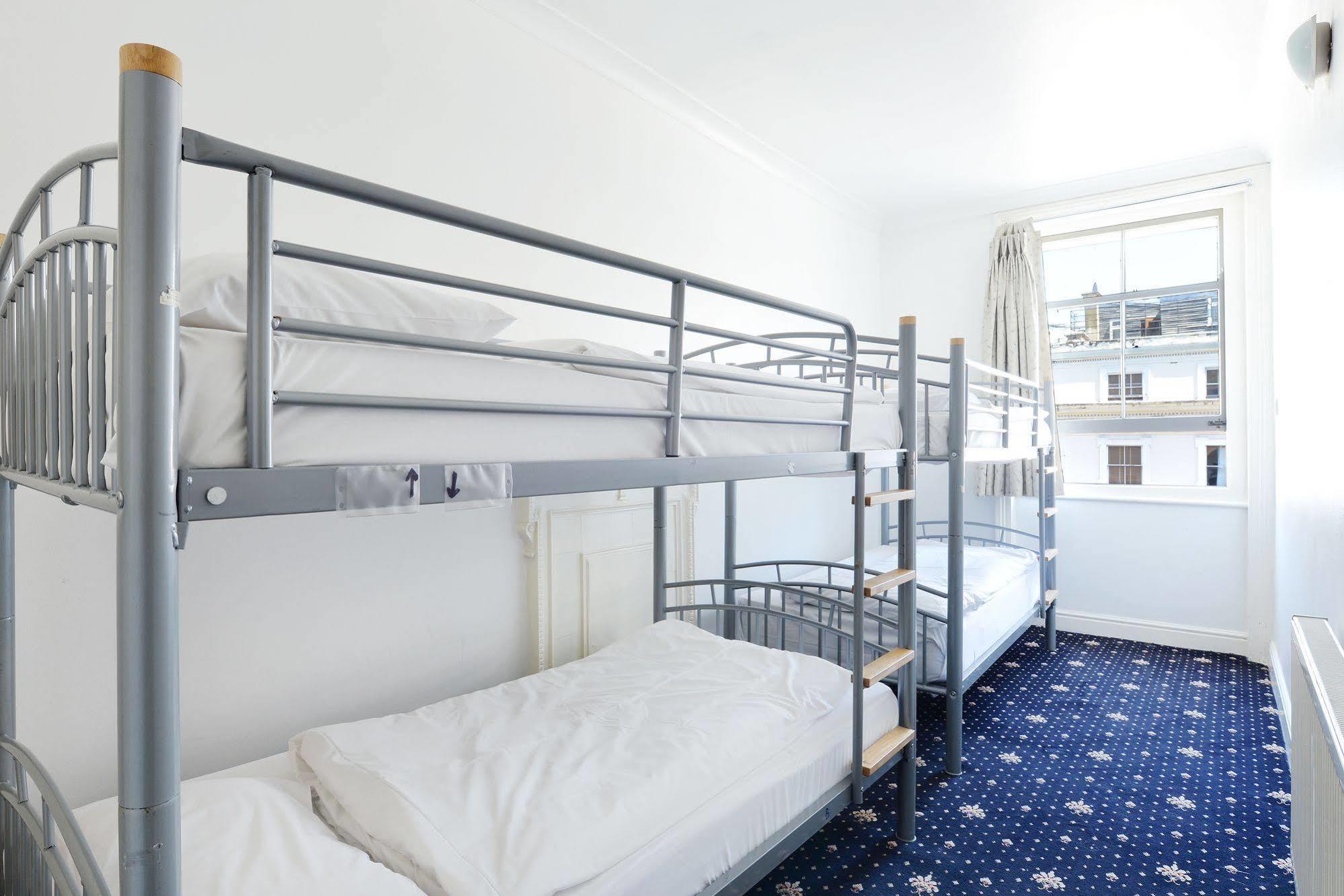 Hostal Gallery Hyde Park *