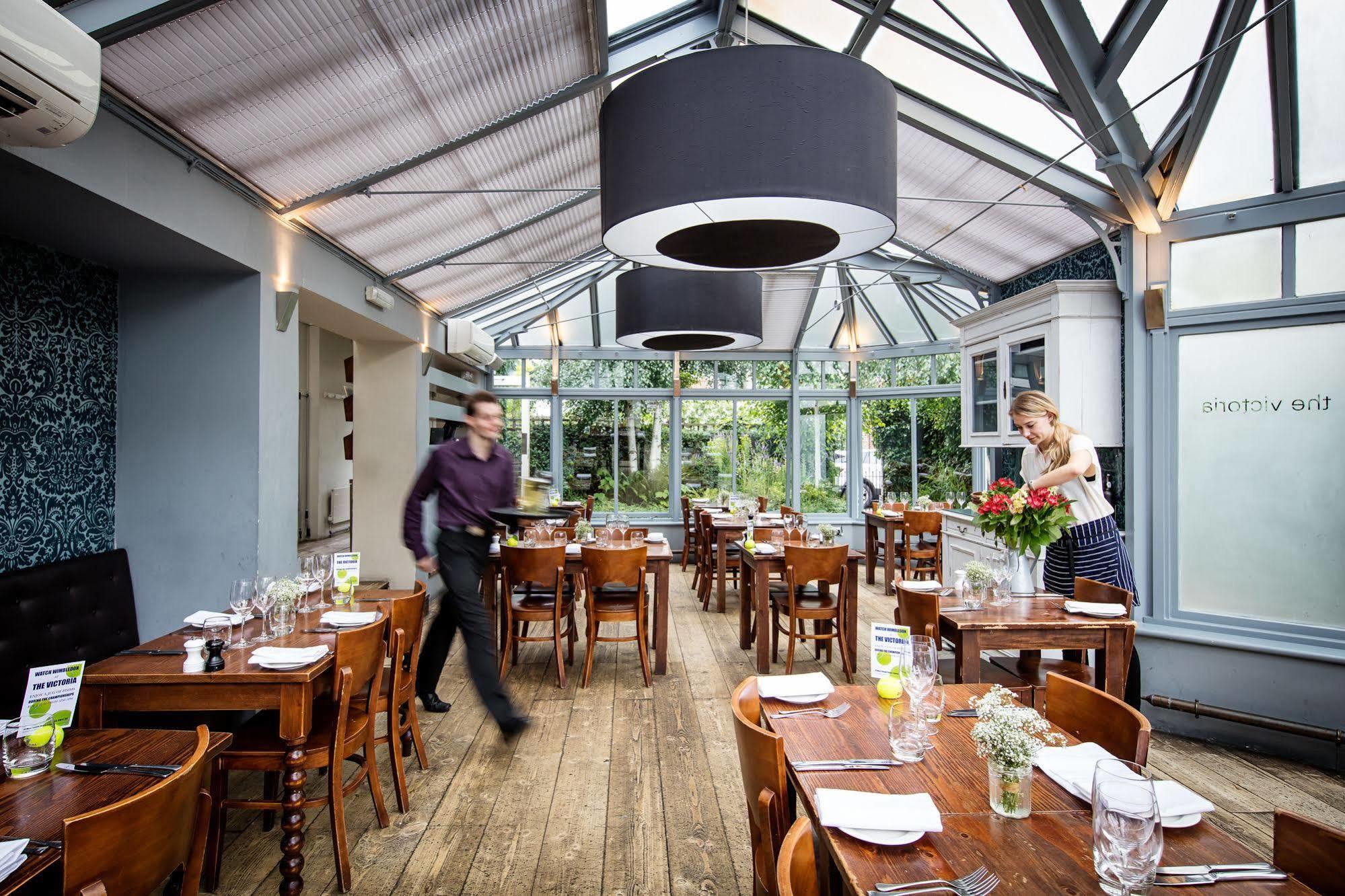 The Victoria Hotel Londen
