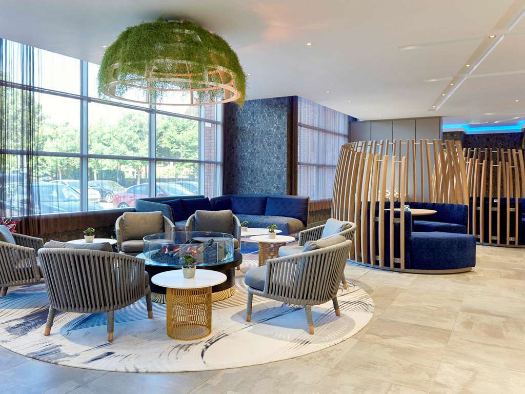Novotel Heathrow Airport T1 T2 And T3 Hotel 4*