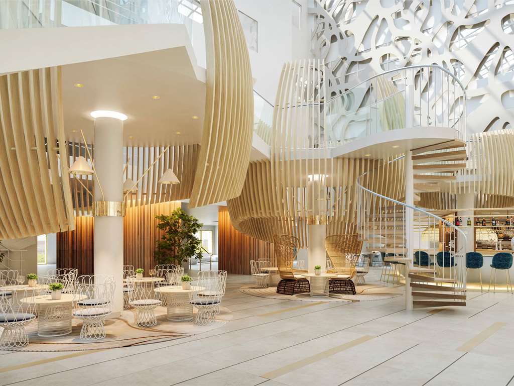 Hotel Novotel Heathrow Airport T1 T2 And T3 4*