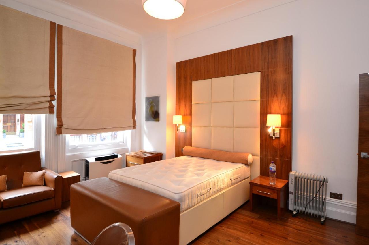 Sloane Square Apartment