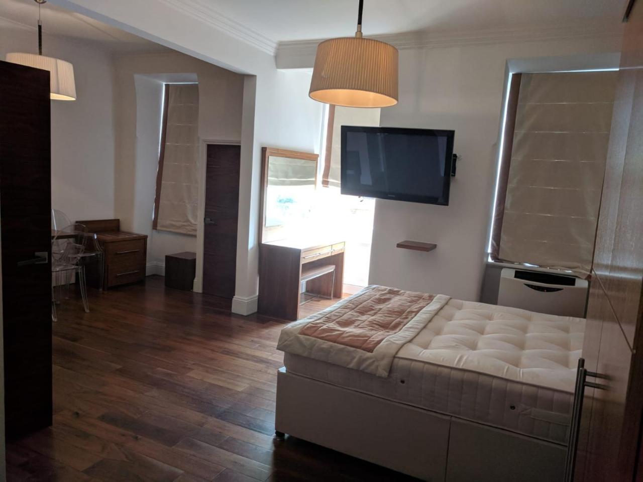 Apartment Sloane Square