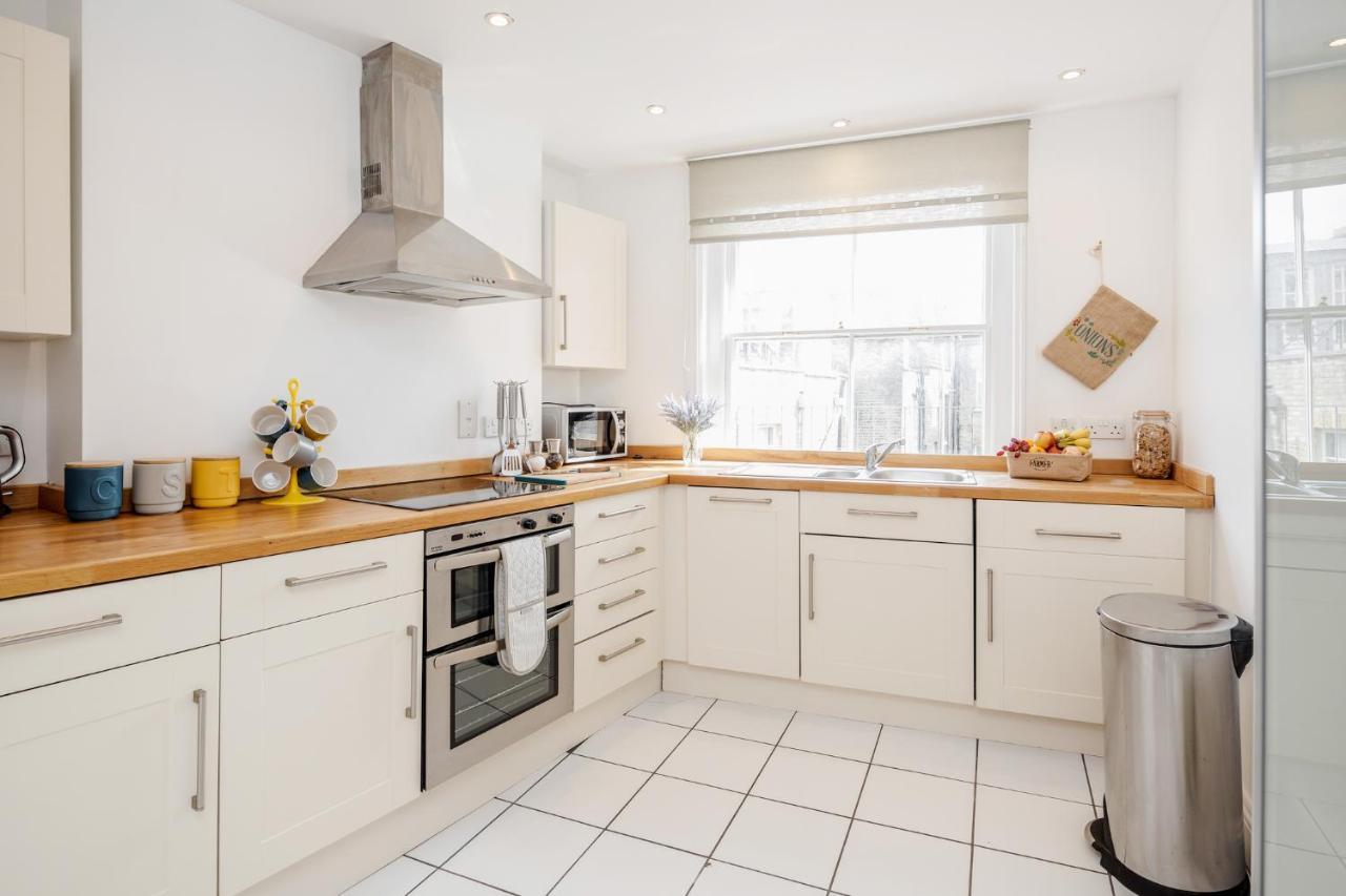 Appartement Great Mayfair Apartment,sleeps 6 Londres