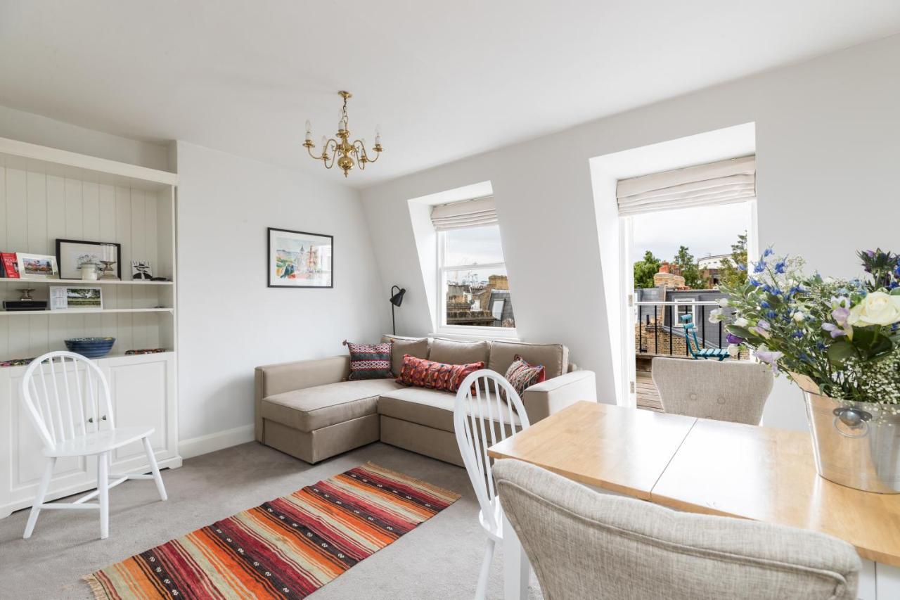 Charming Flat With Balcony In Pimlico Apartamento
