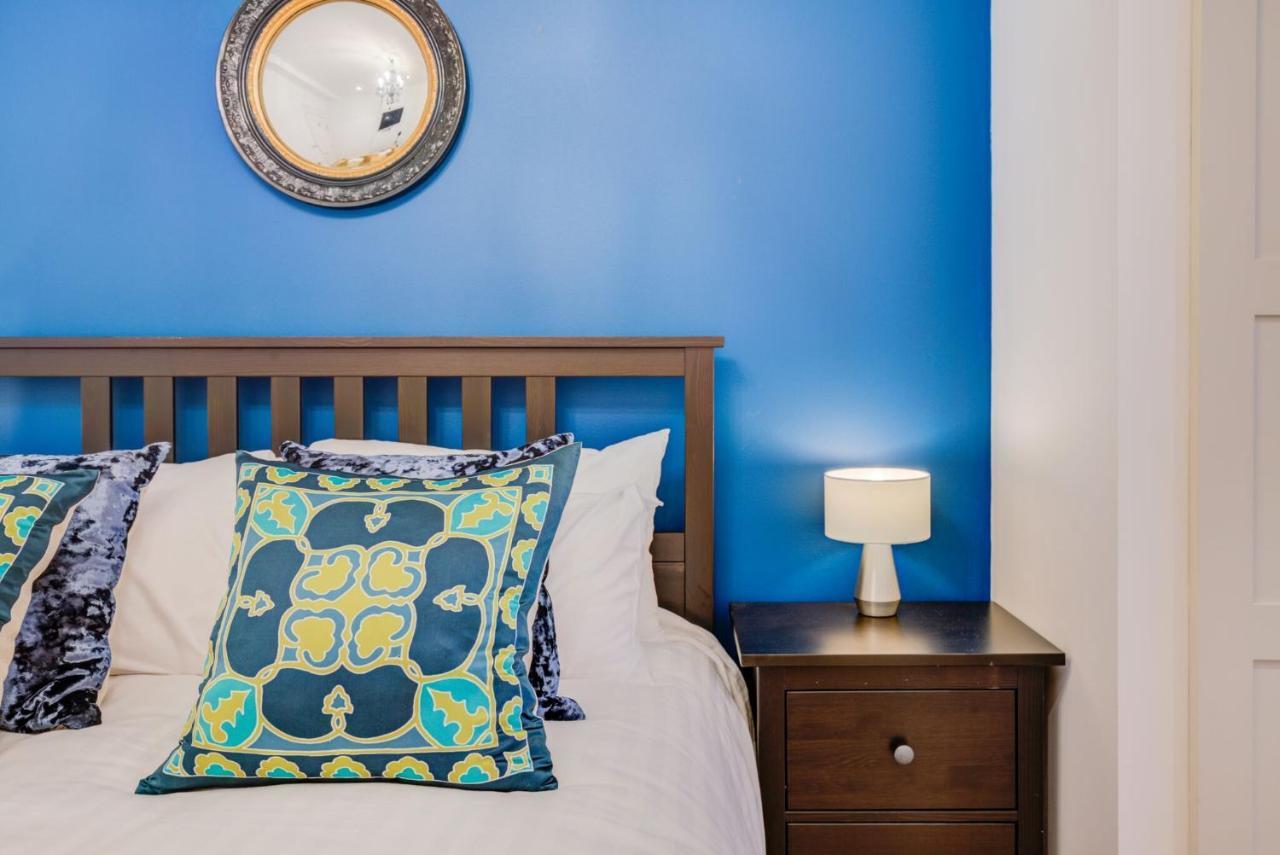 The Grand, Covent Garden Townhouse * London