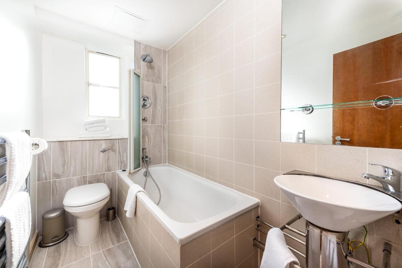 Apartahotel Roland House 3*