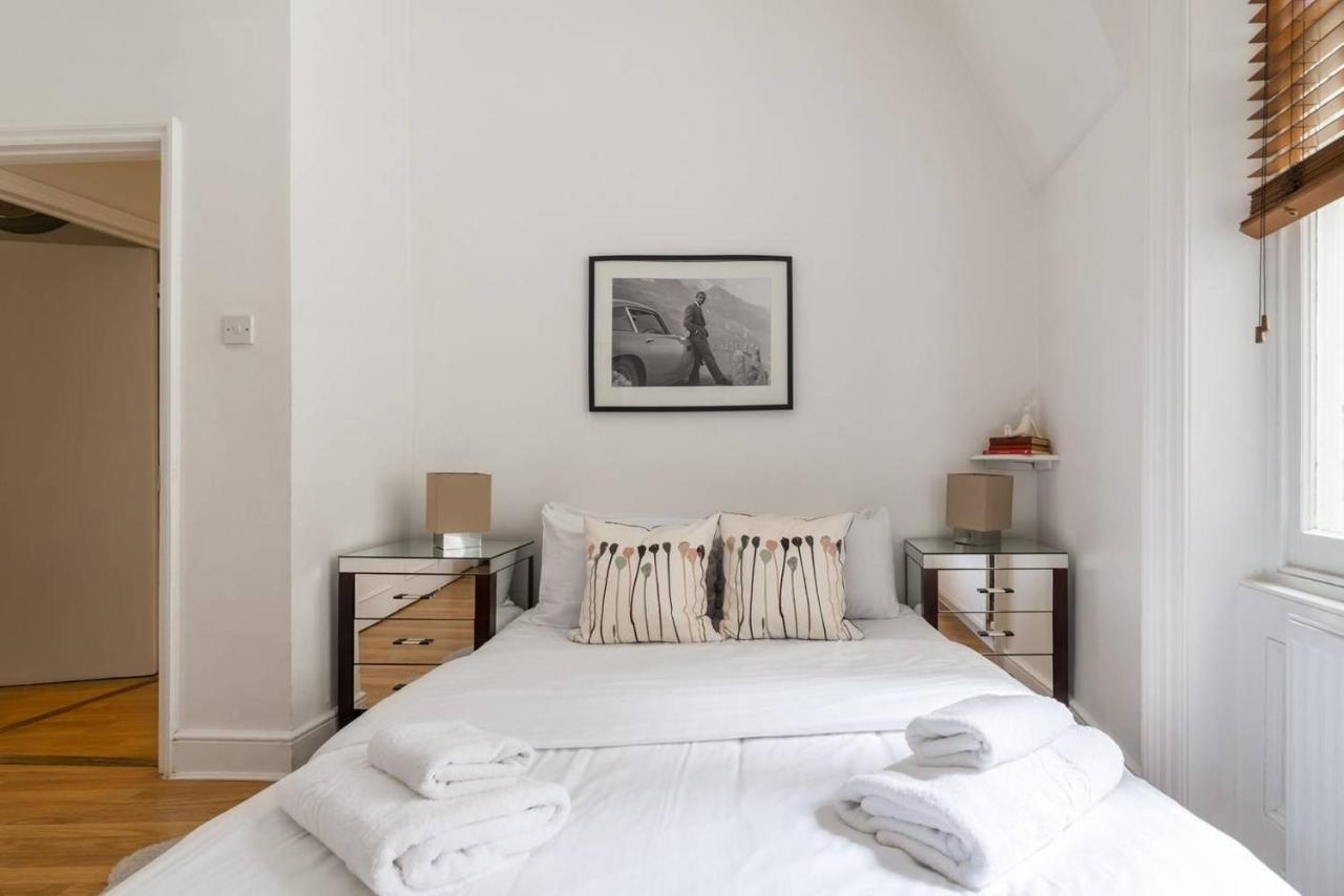 2br Spacious Flat In West Kensington Fits 6! Appartement *