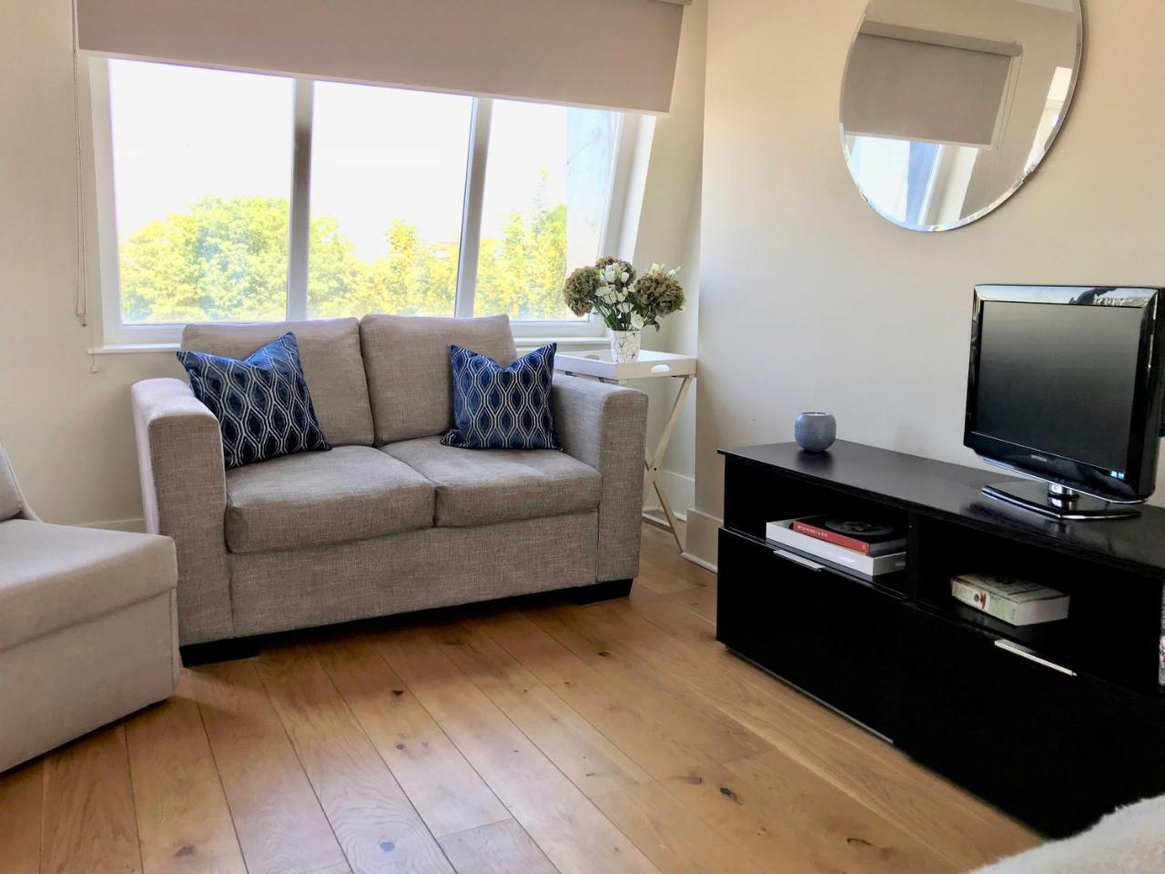 Loft Studio 1 Min To Station Zone 2 * Londres
